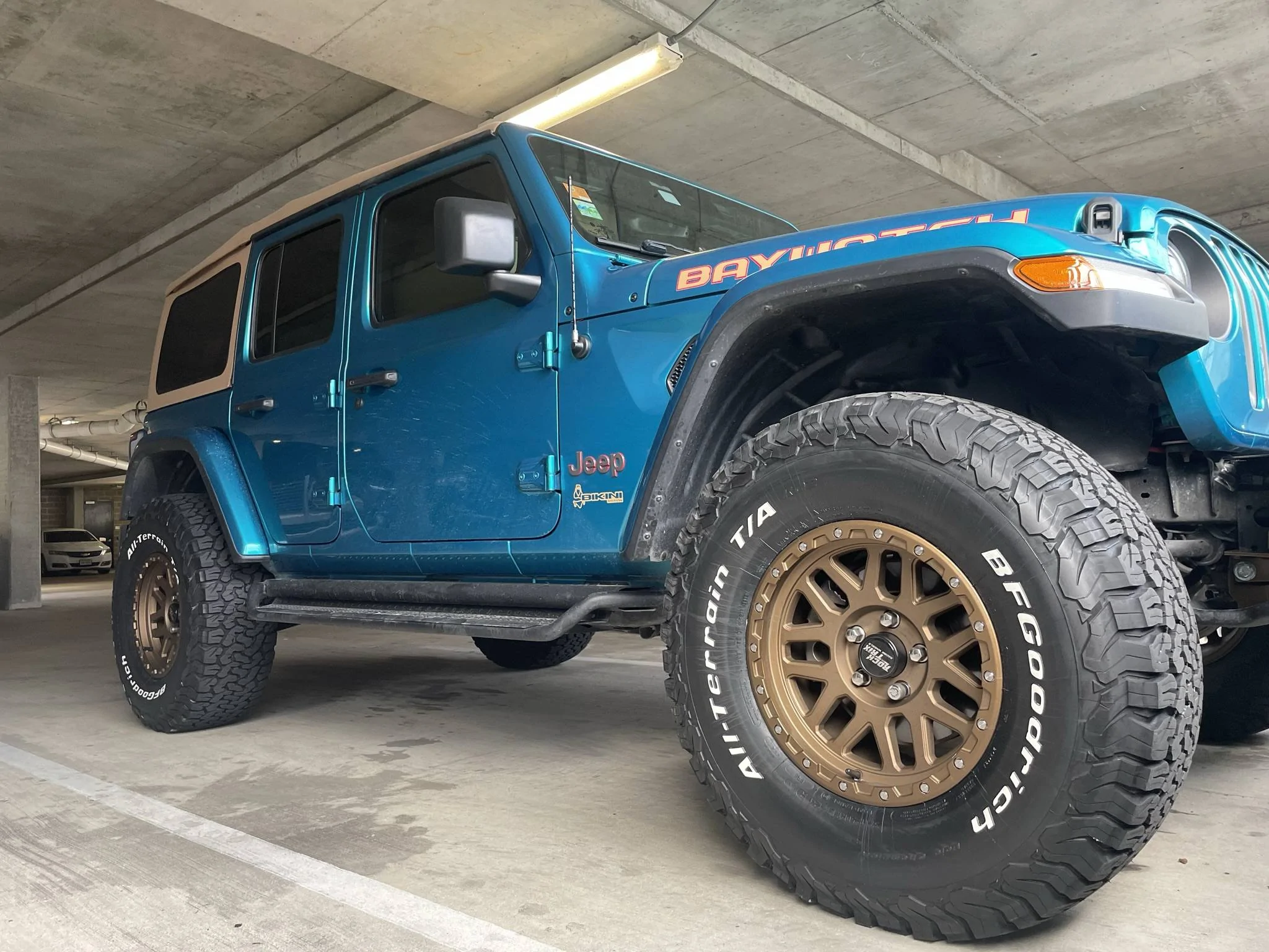 Jeep Wrangler JL Mopar Spare Tire Stabilizer P/N IMG_6042