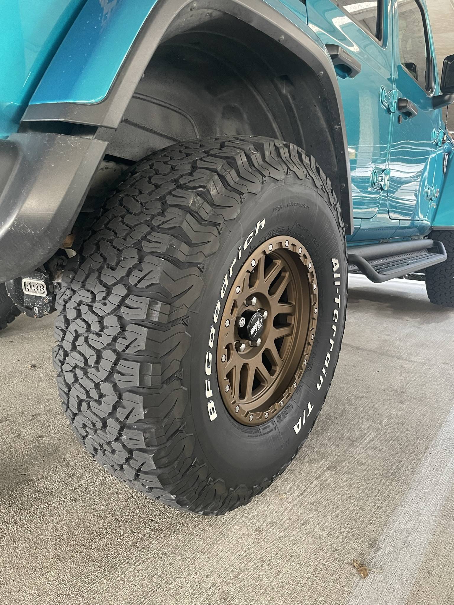 Jeep Wrangler JL Mopar Spare Tire Stabilizer P/N IMG_6049.JPEG