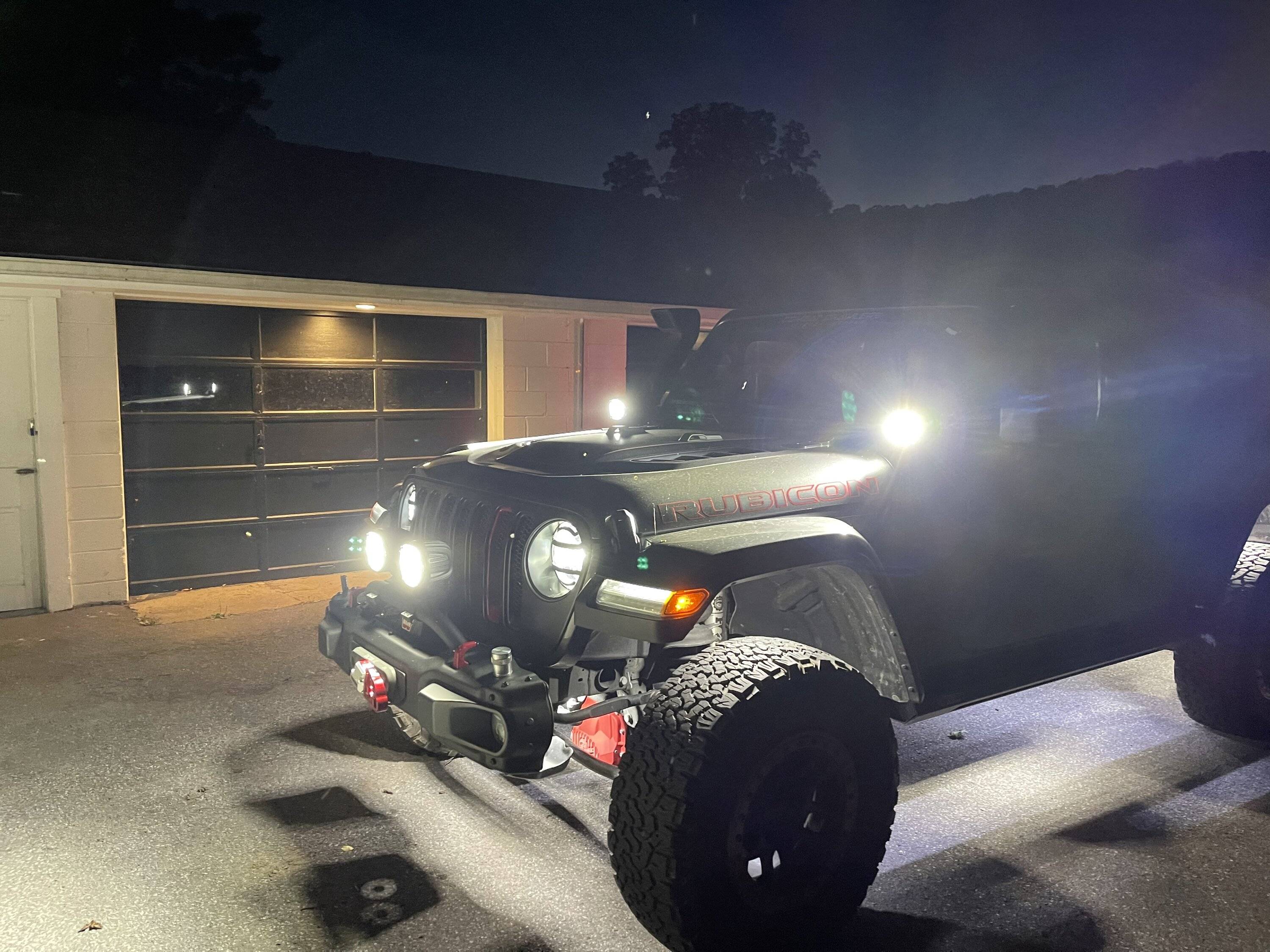 Jeep Wrangler JL KC cyclones and Lux lightning D6B2D020-0F94-409B-92F0-58CAFB0738DF