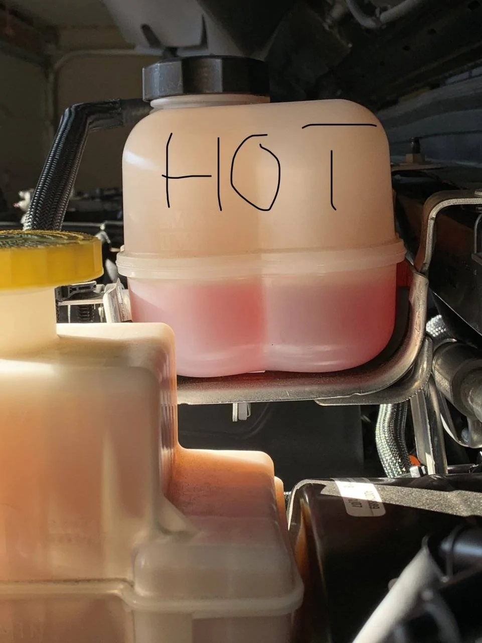 Jeep Wrangler JL Engine coolant level? ECD22F7F-99F8-4833-A180-6B6F61F7005F