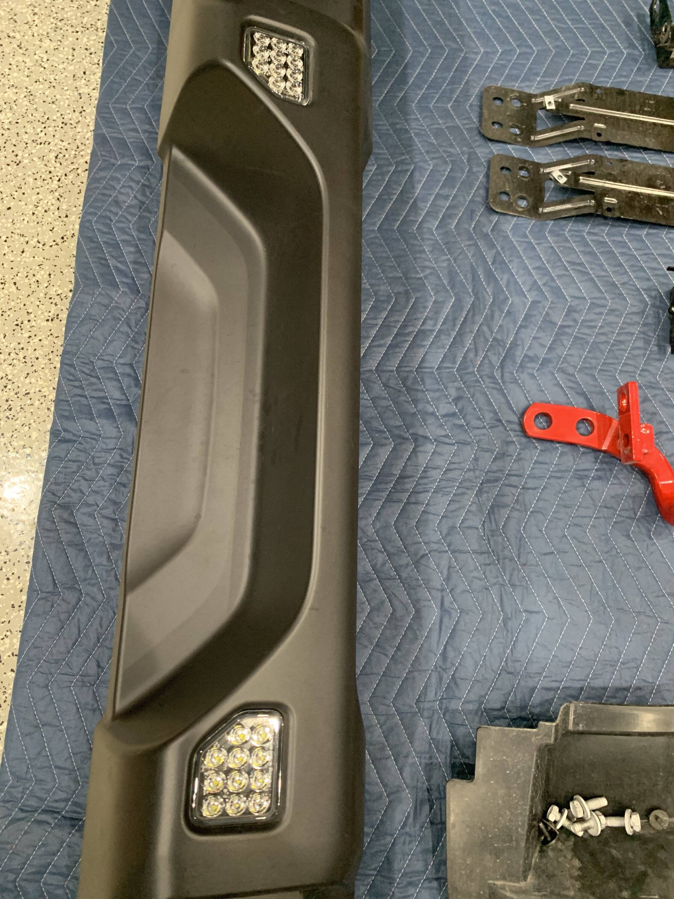Jeep Wrangler JL JL rear bumper with Oracle reverse lights IMG_6834.JPG