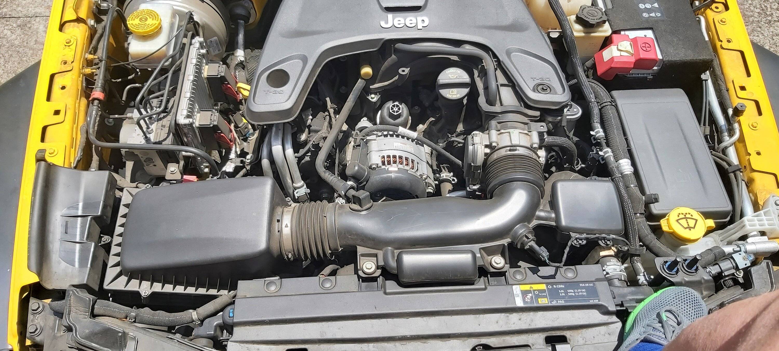 Jeep Wrangler JL Heads up - mopar performance wiper RHD