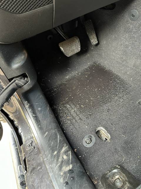 Jeep Wrangler JL Water in Front Floorboards F46ABF08-CD74-45CE-B74B-51E79D46F24F