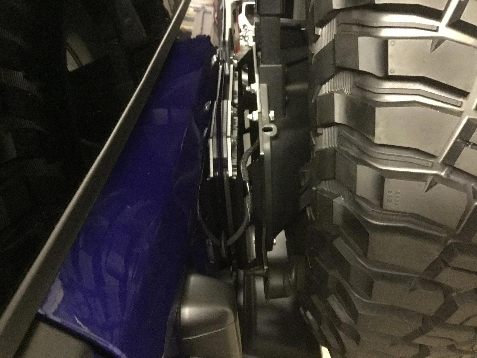 Jeep Wrangler JL Tailgate reinforcement do we really need it? 75673286-0CAE-4C4D-8D29-2FB7D1DE3E9E