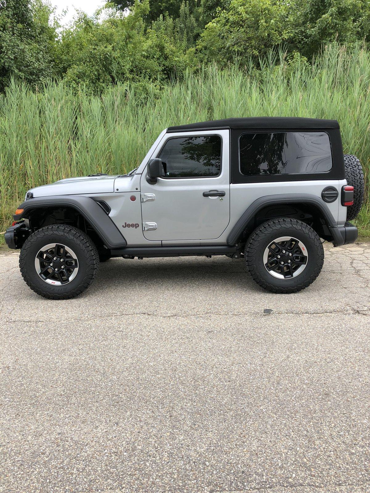 Jeep Wrangler JL Decals Or No Decals? B2C57482-DED7-4C3E-9197-C1ED381980D9