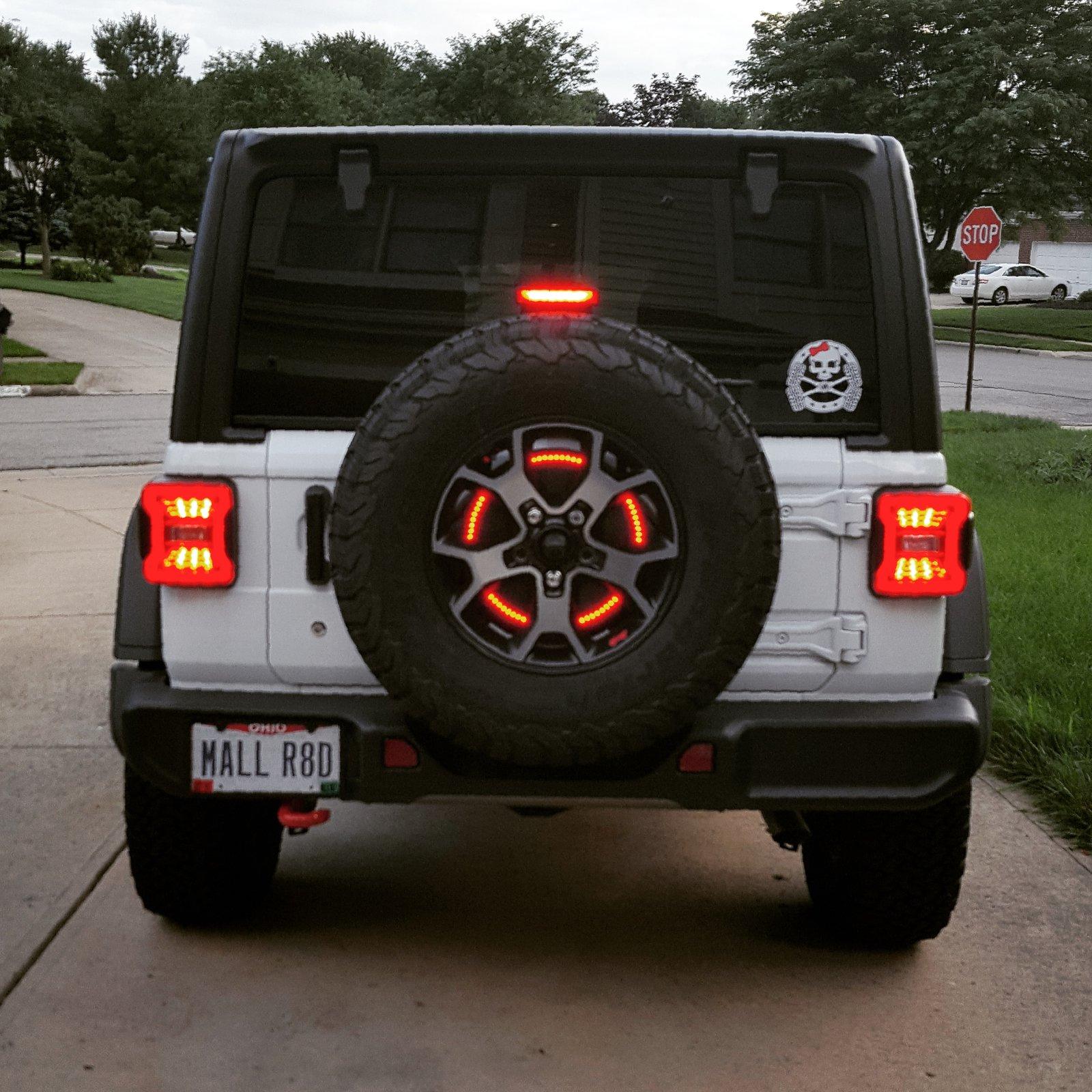 Jeep Wrangler JL Brake light inside the spare tire? IMG_20180623_203945_582