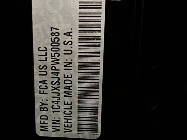 Jeep Wrangler JL 2023 392 FSBO IMG_3381