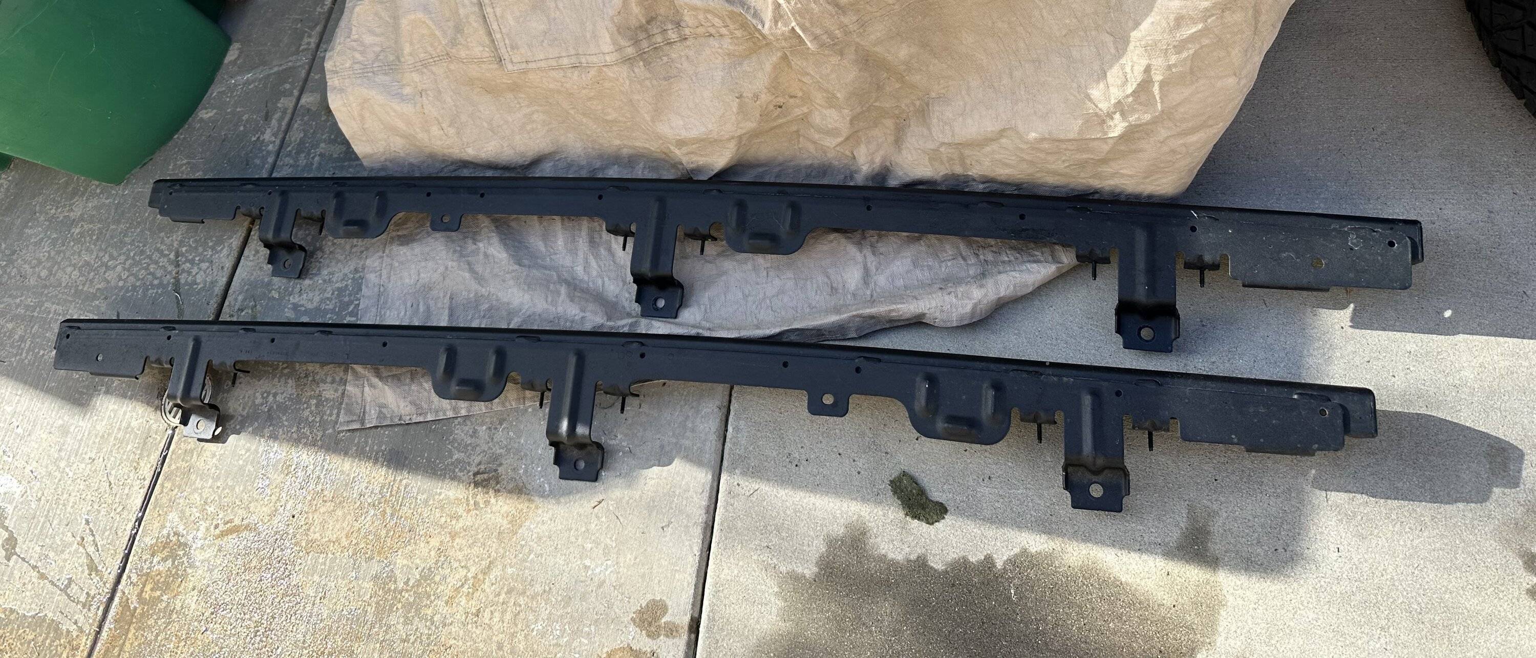 Jeep Wrangler JL Rock sliders 7AE651DC-CEBF-4214-AF34-48CE6ED94D78