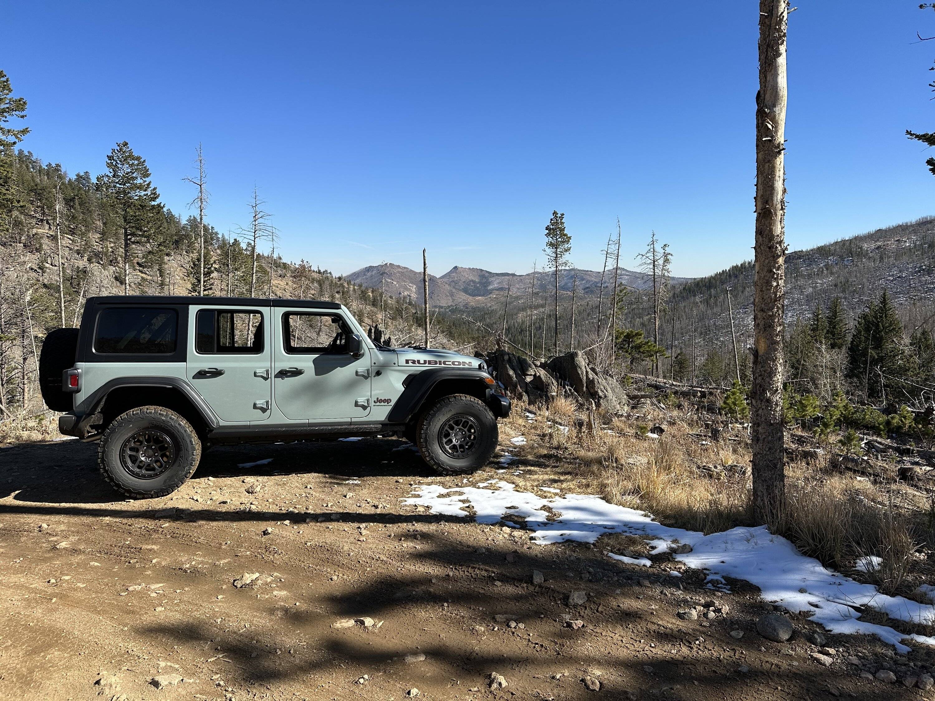 Jeep Wrangler JL 2023 with 2.0L I4 engine 1D66AA9C-3C49-4C0A-A342-D36A5FB88851