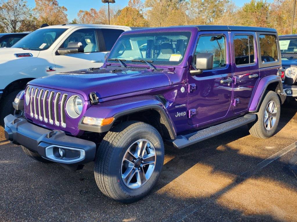Jeep Wrangler JL 2023 with 2.0L I4 engine Purple J