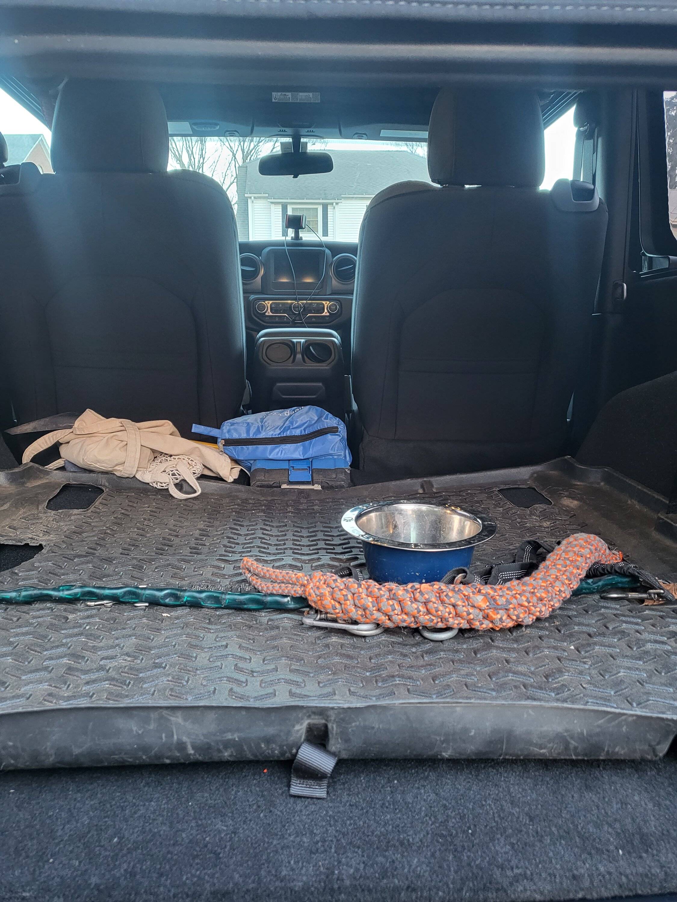 Jeep Wrangler JL Alpine upgraded sound system...seriously? 20221219_153532