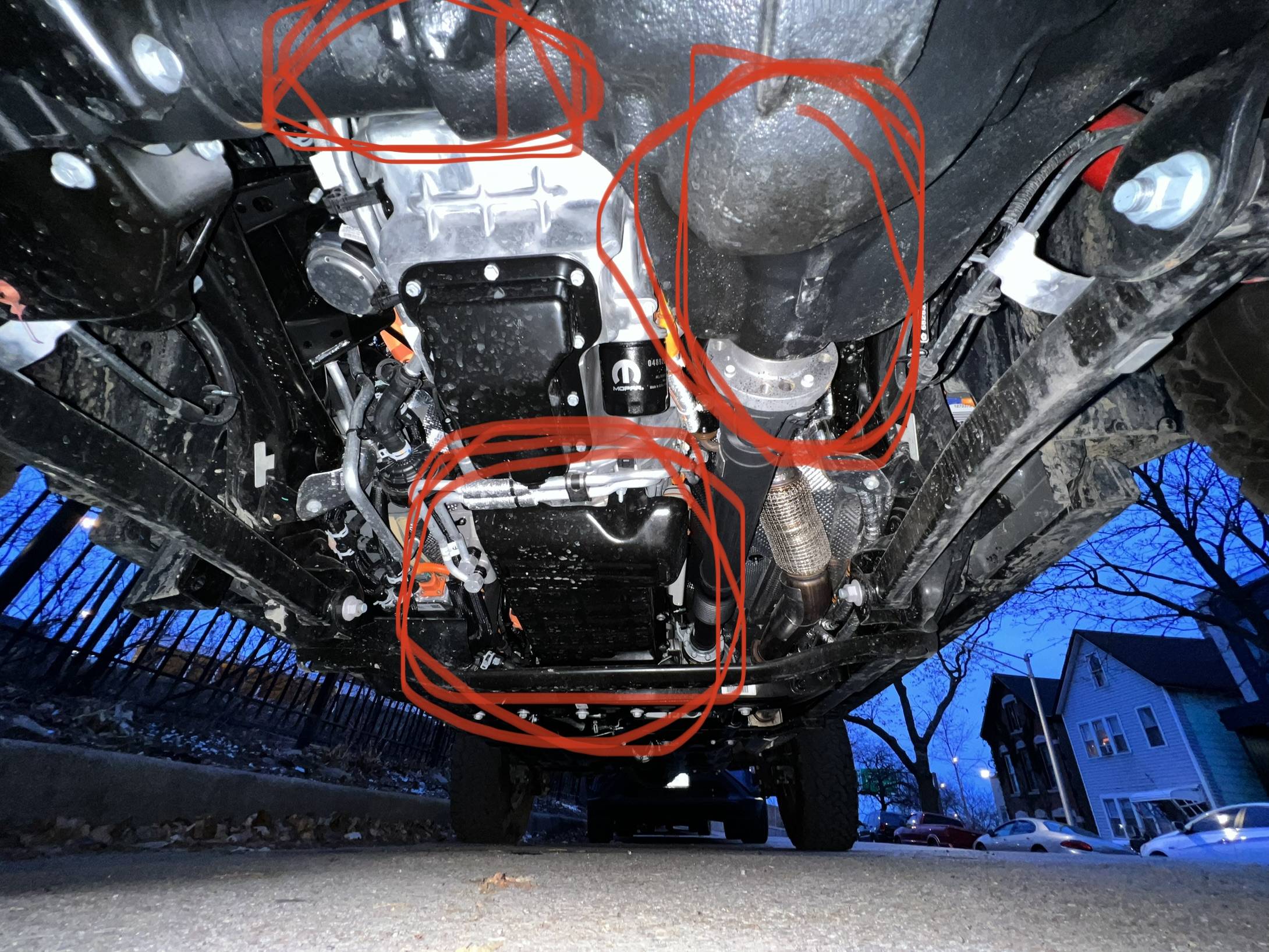 Jeep Wrangler JL 2023 JLUR 4xe: Transfer Case leak 58D69223-B8E2-4C67-8719-985D86E3A96E