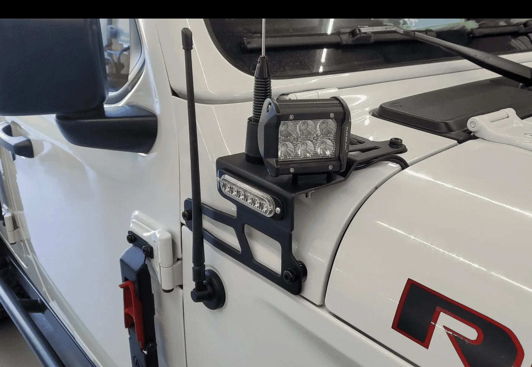 Jeep Wrangler JL What are these side facing lights? Screen Shot 2022-12-22 at 7.21.15 PM