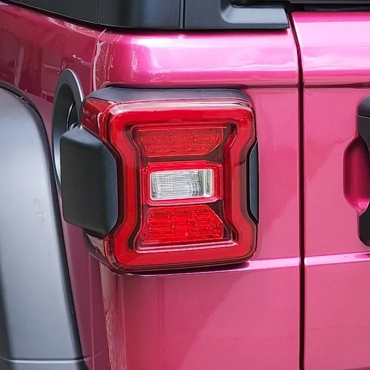 Jeep Wrangler JL 2023 LED headlights updated? (Slightly) Image1