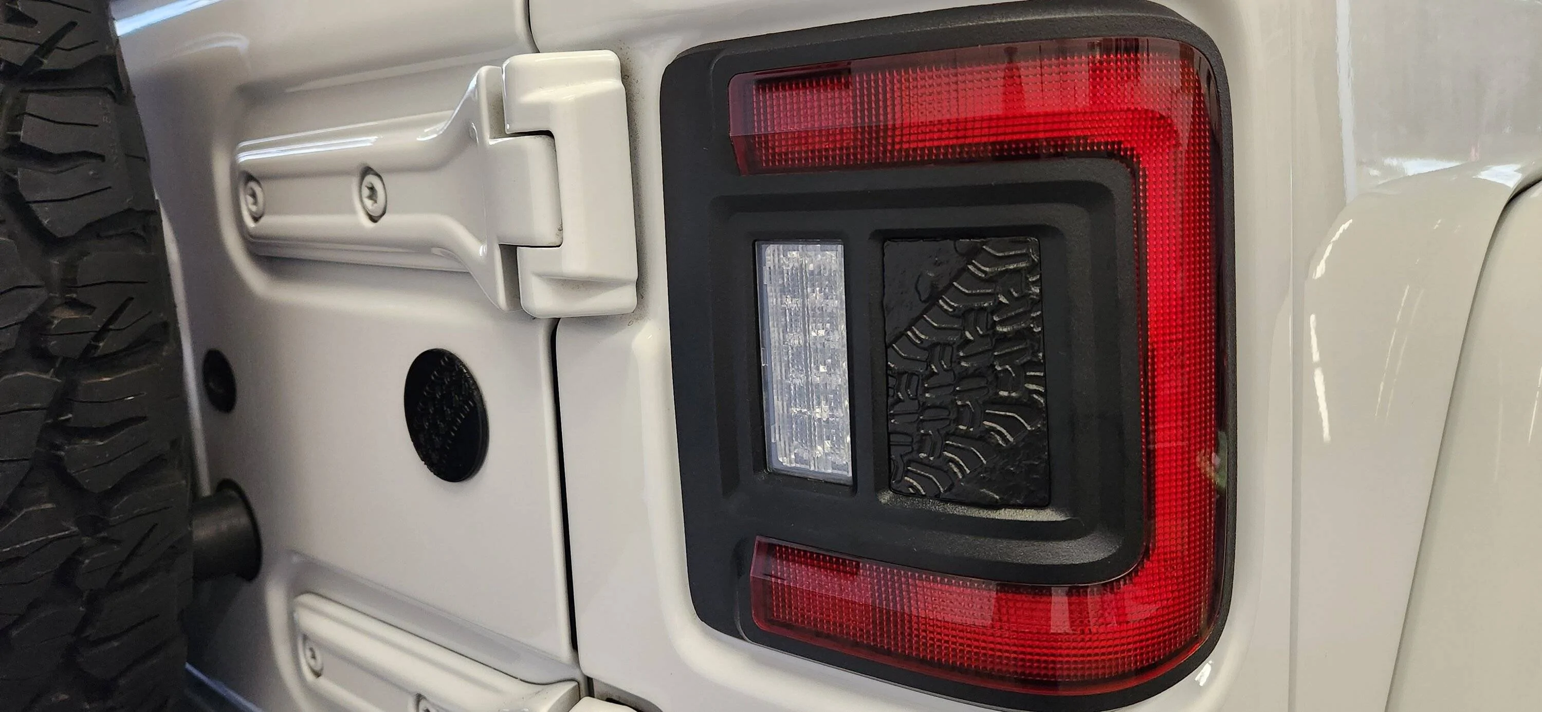 Jeep Wrangler JL Oracle flush mount tail lights!!! 20221222_142121