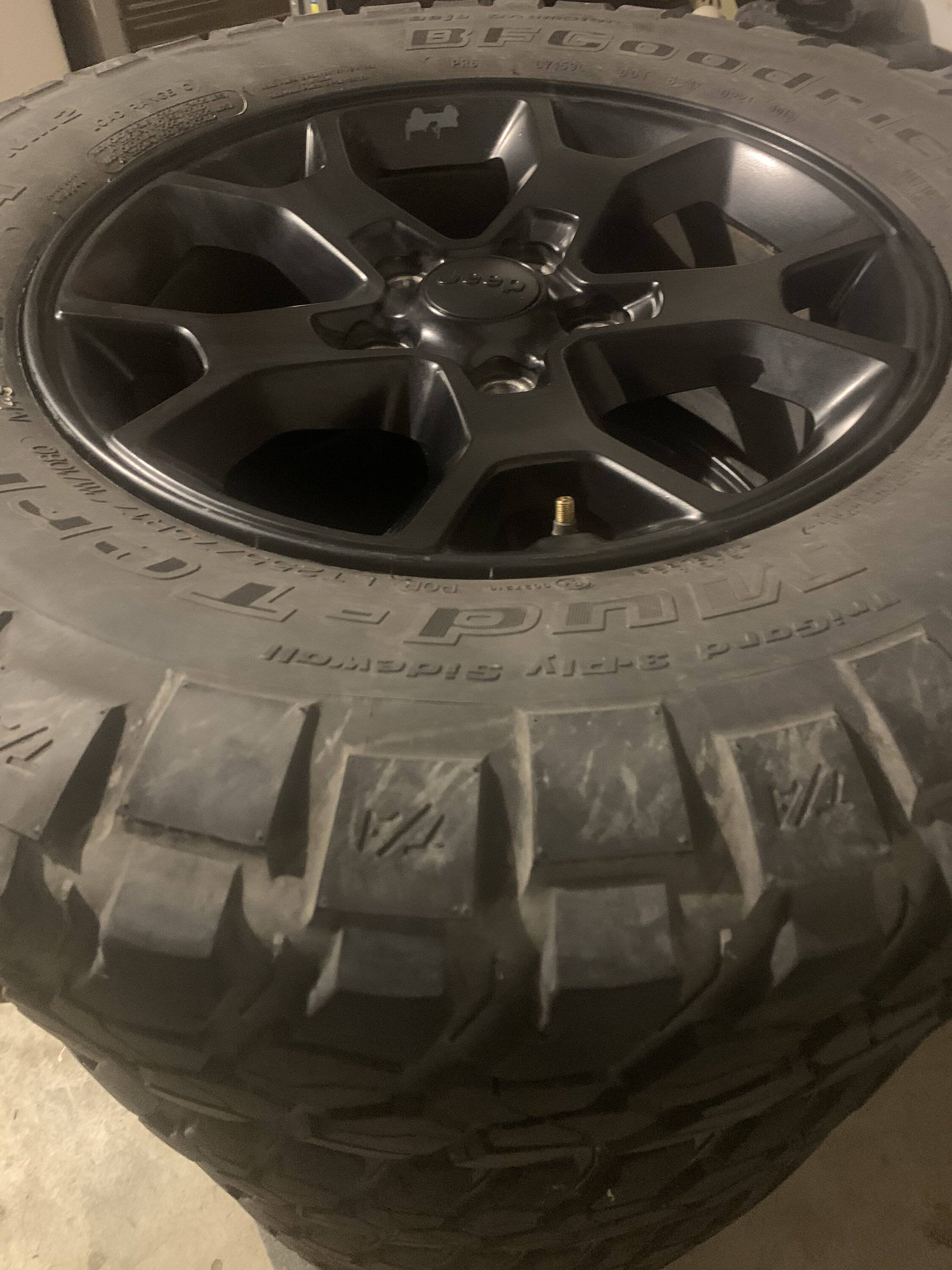 Jeep Wrangler JL REDUCED: Black Rubicon/Moab/Willys Wheels 68E89234-C124-4395-8787-1CF6B1689D8D