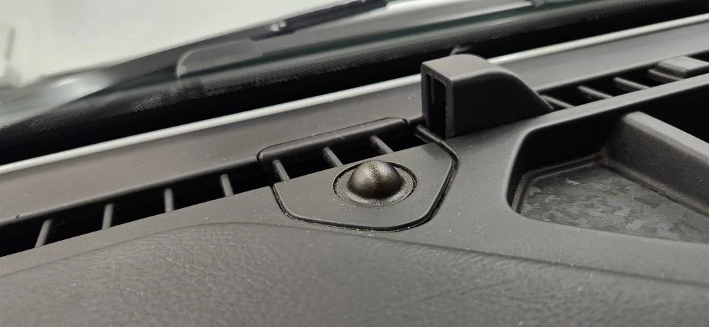 Jeep Wrangler JL Question regarding the Windsheld defrost 20221213_161918 1
