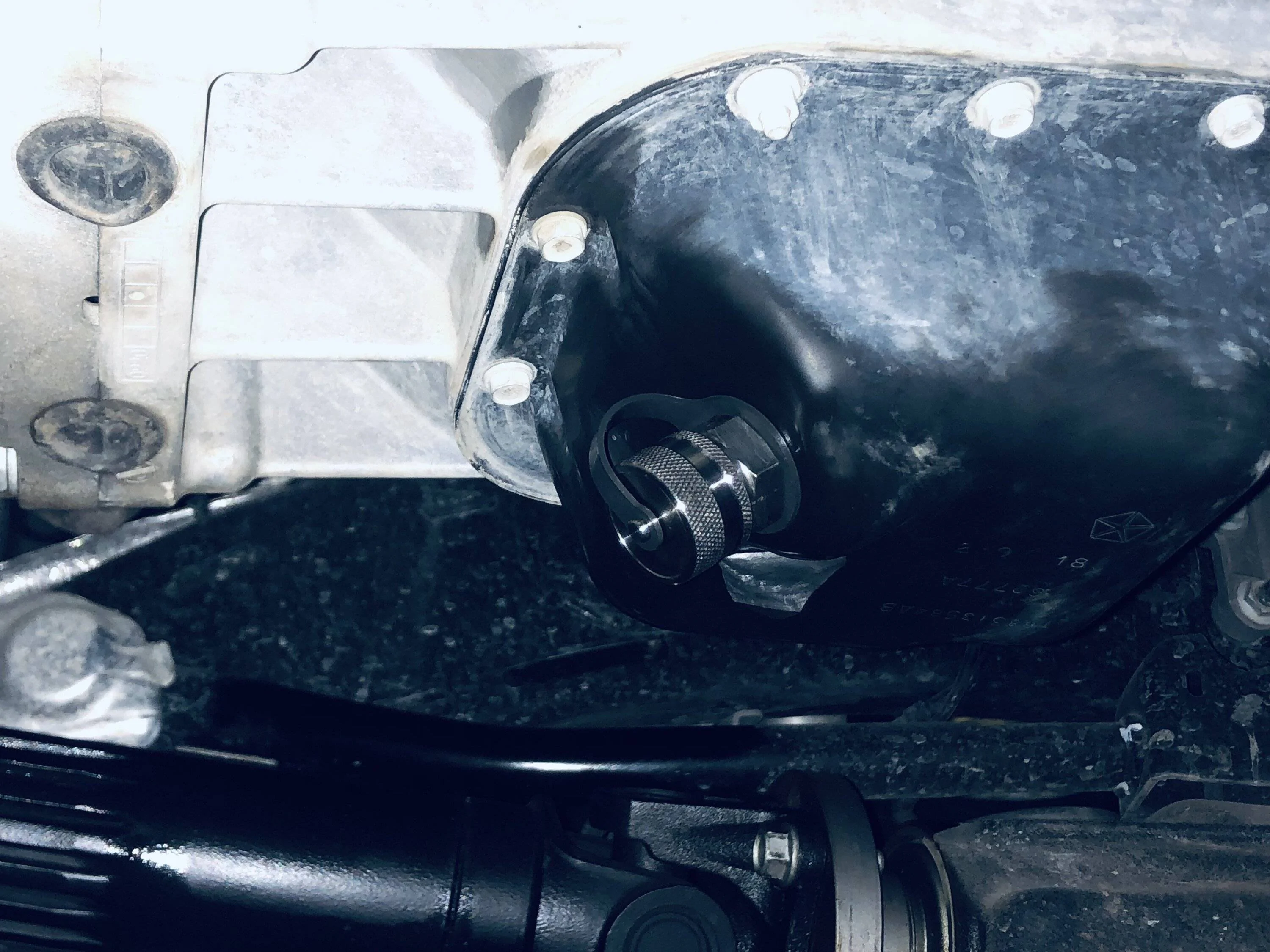 Jeep Wrangler JL Fumoto Valve 68F61506-10FB-400A-BAB2-5BE63546D8FF