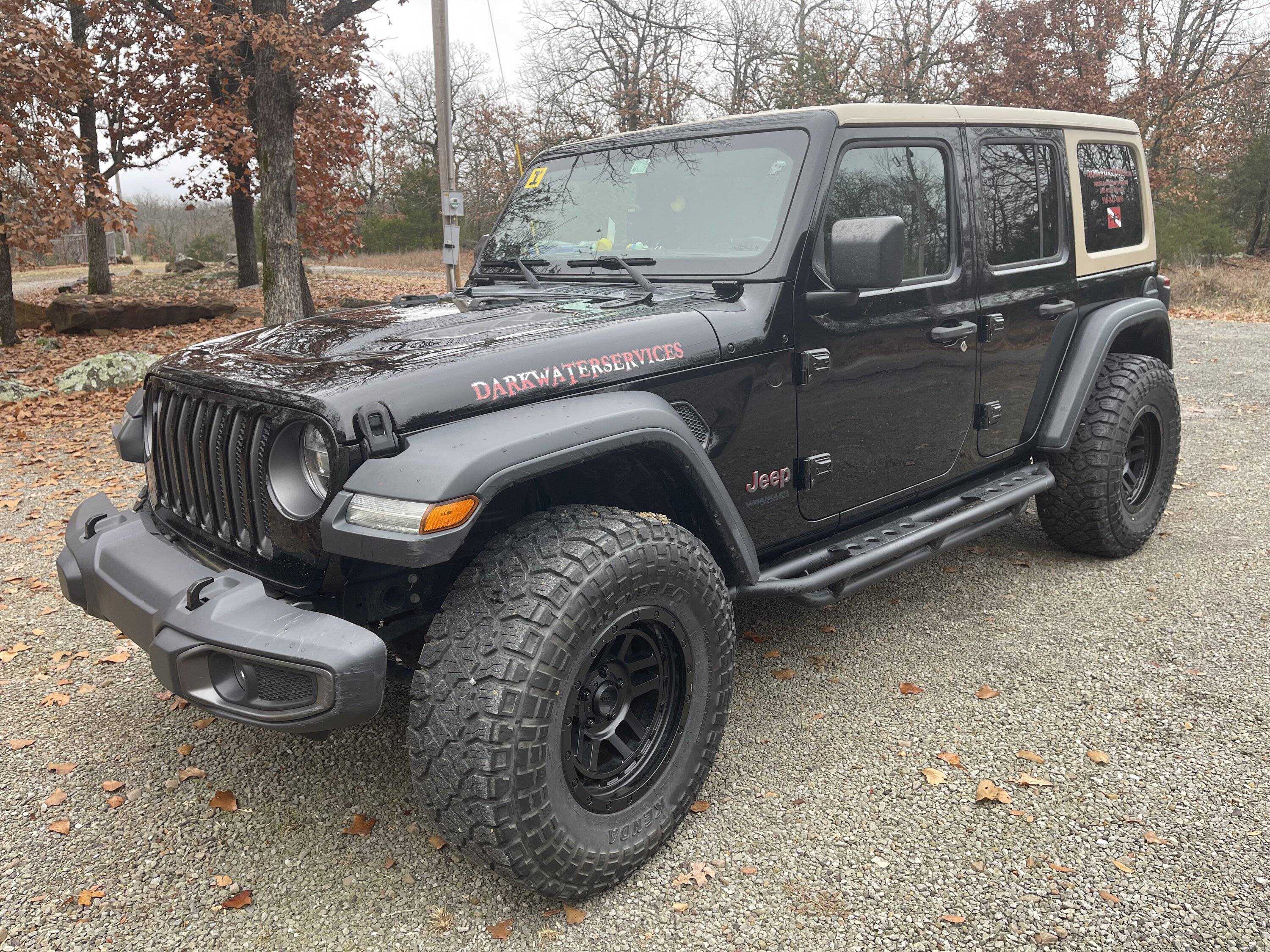Jeep Wrangler JL Painted JLUR TOP!!!! A72C2489-8CDC-4170-AA23-3B6284C654C5