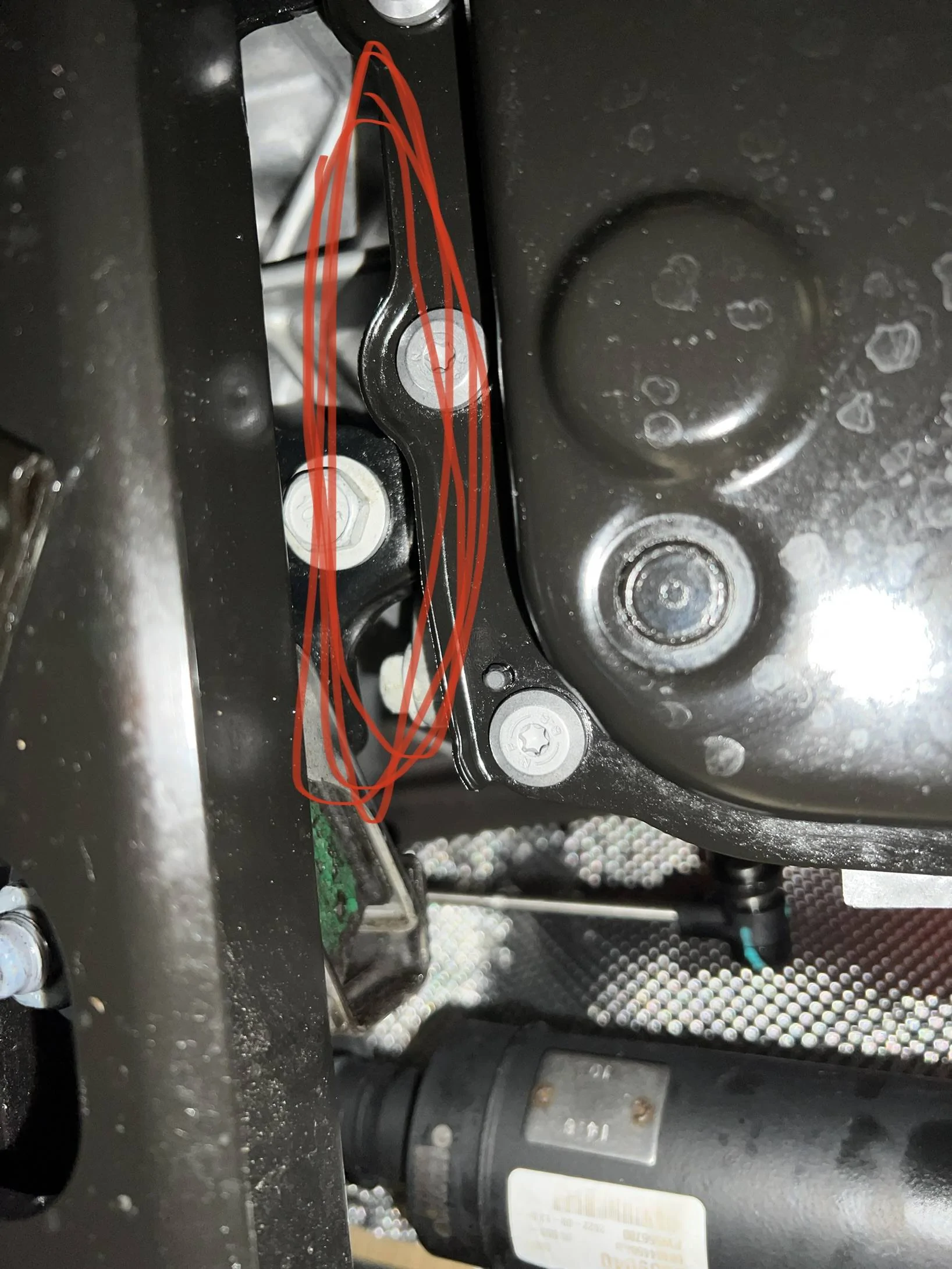 Jeep Wrangler JL 2023 JLUR 4xe: Transfer Case leak 6BB7AC31-9E8C-433A-9B74-7F1B090357D7