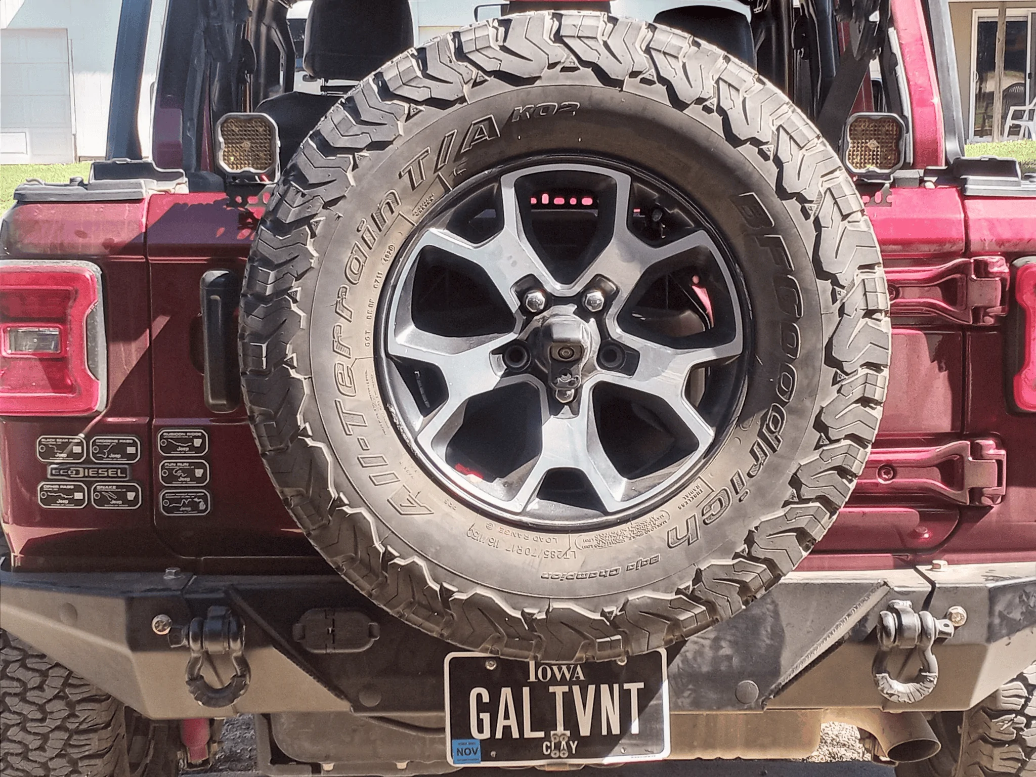 Jeep Wrangler JL Off-road driving lighting with specific location requirements 1672254186274