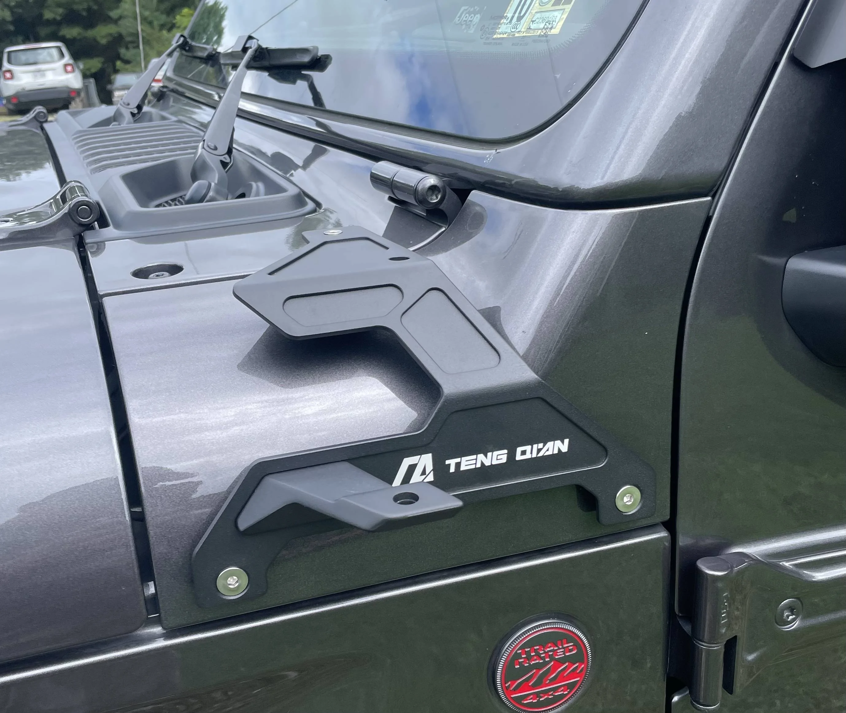 Jeep Wrangler JL GoPro mount 3125C700-4DB9-4923-9D8D-02290F0D2AC7