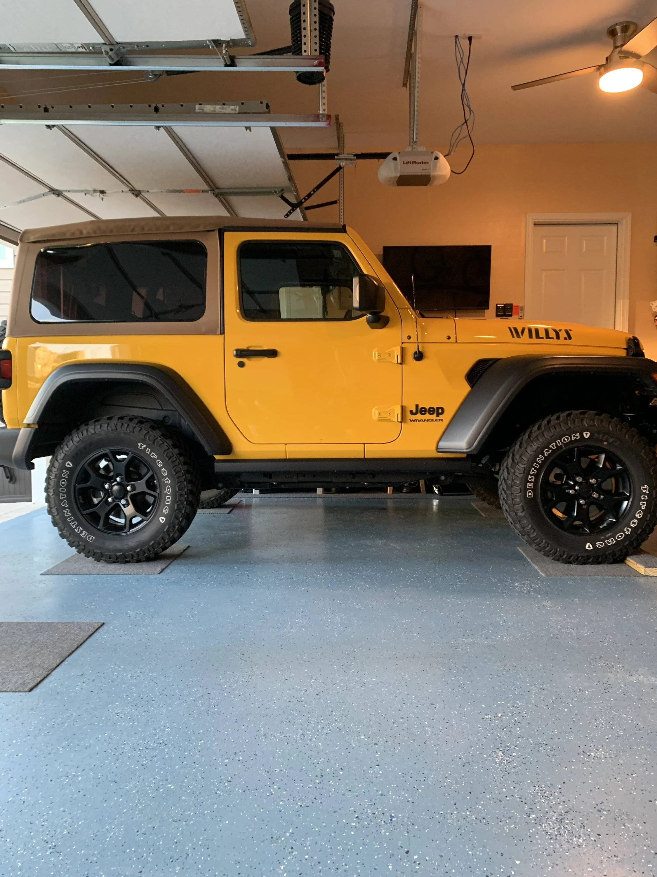 Jeep Wrangler JL 2 door Lifted Willys Pics IMG_1480