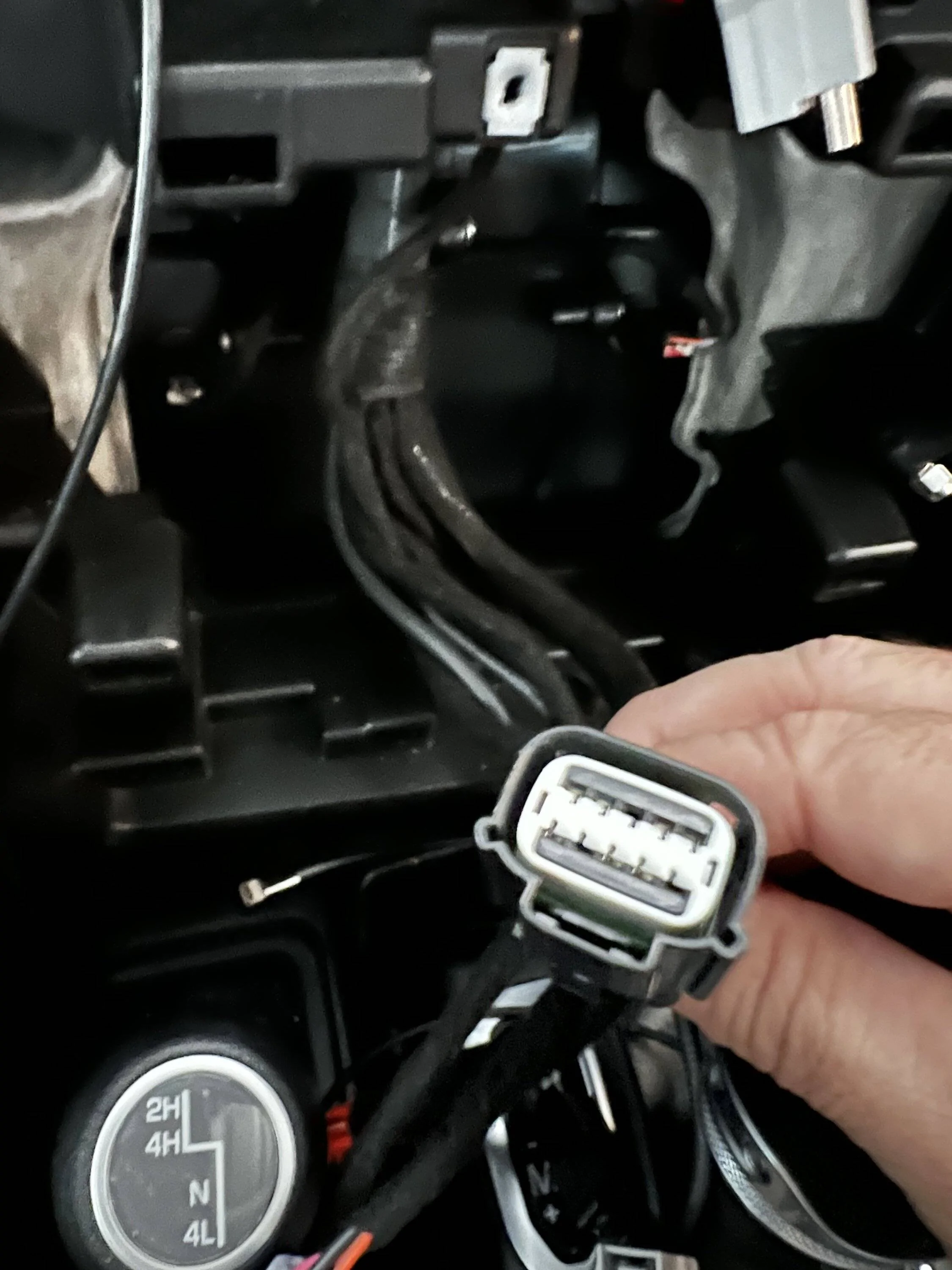 Jeep Wrangler JL Help! Identifying a Connector E3D8139F-4081-40D3-A6D1-8B2251EA119E