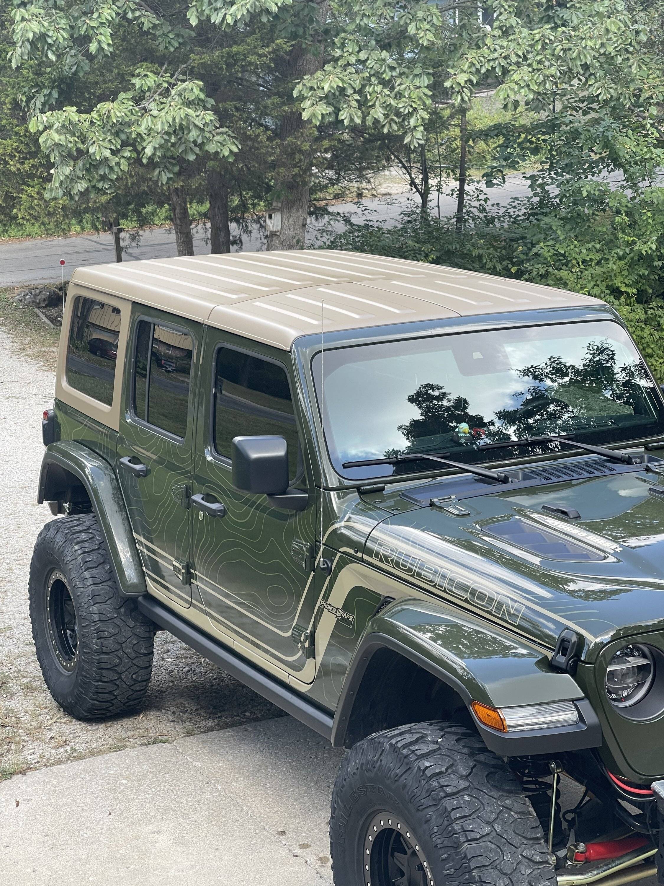 Jeep Wrangler JL Painted JLUR TOP!!!! 0C541E08-1E49-4A33-A8F6-96A7A76E18D9