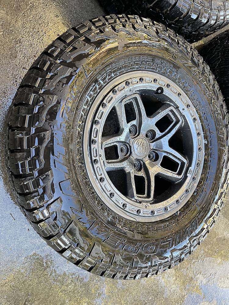 Jeep Wrangler JL AEV Borah wheels with Protection ring IMG_1193