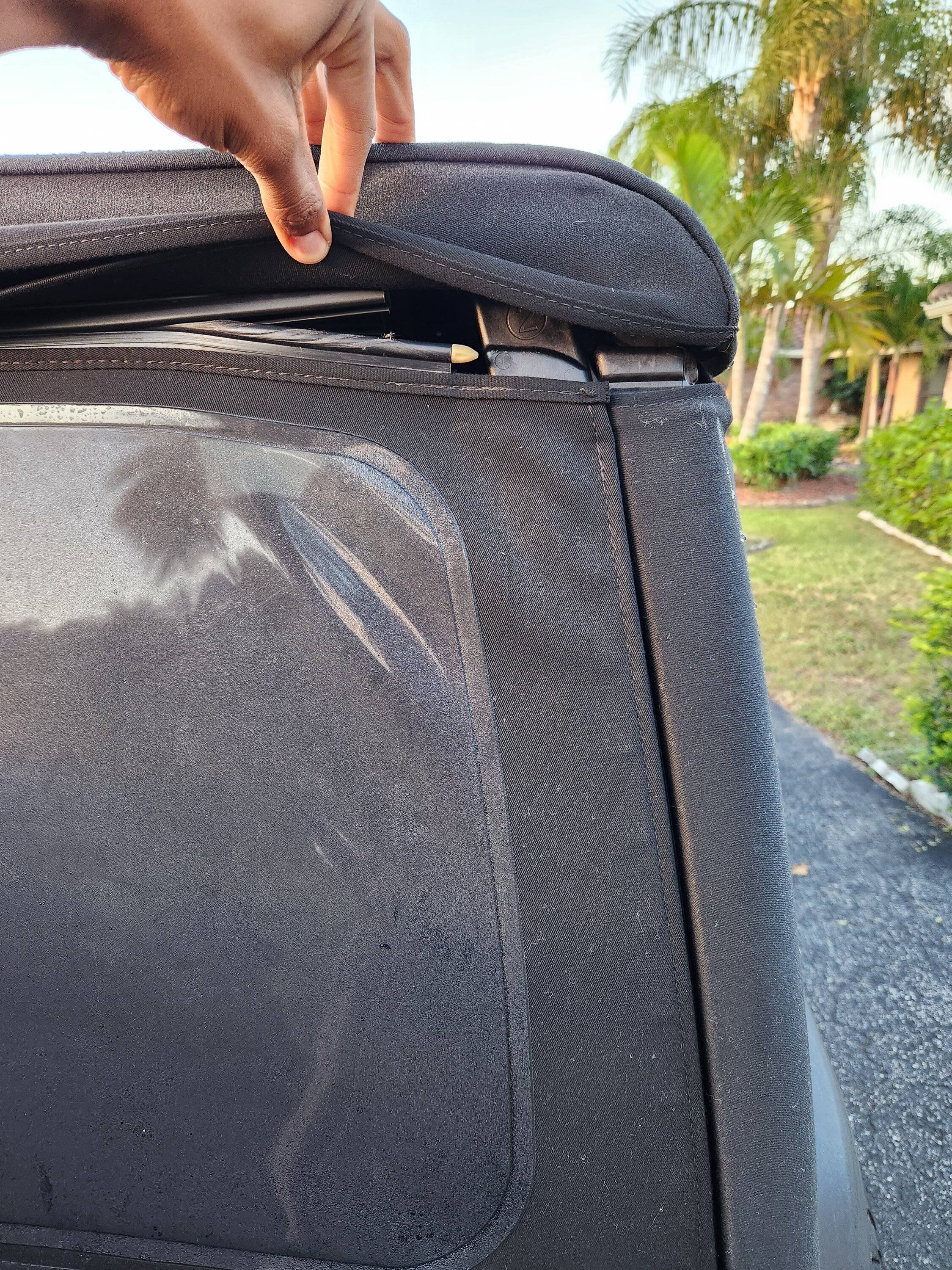 Jeep Wrangler JL Help with soft top gaps -- cause and fix? 20230104_072326