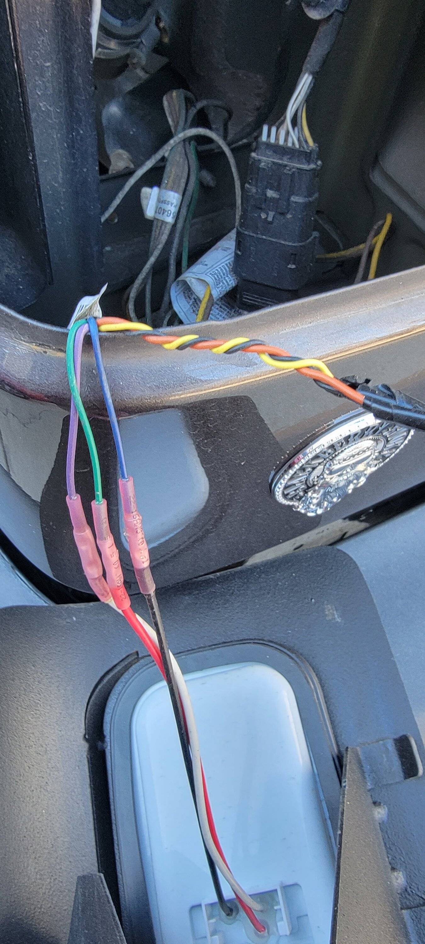 Jeep Wrangler JL Backup wire color? 1673028090638215607345121401861