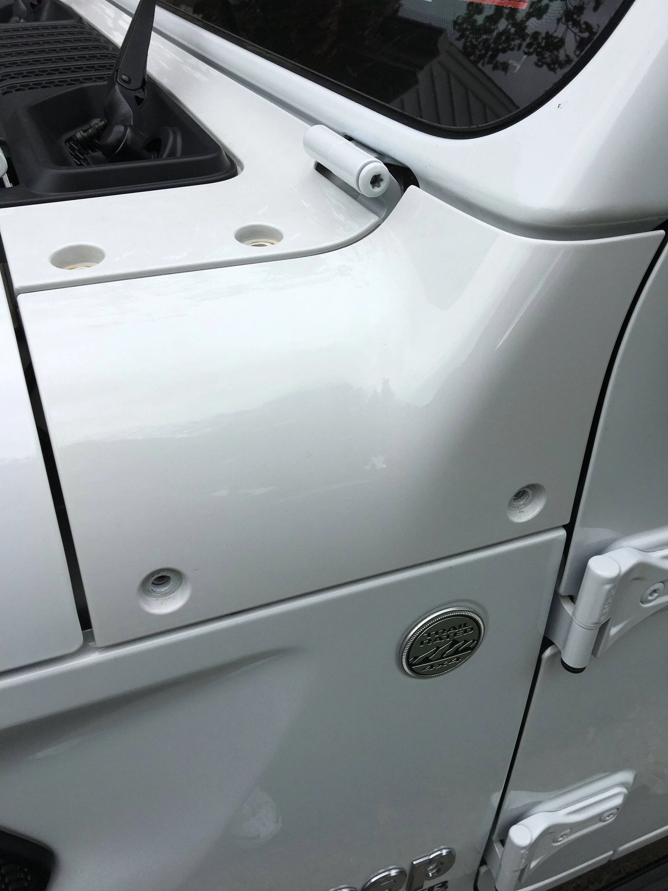 Jeep Wrangler JL Floor Boards Drain Plug Idea IMG_1244