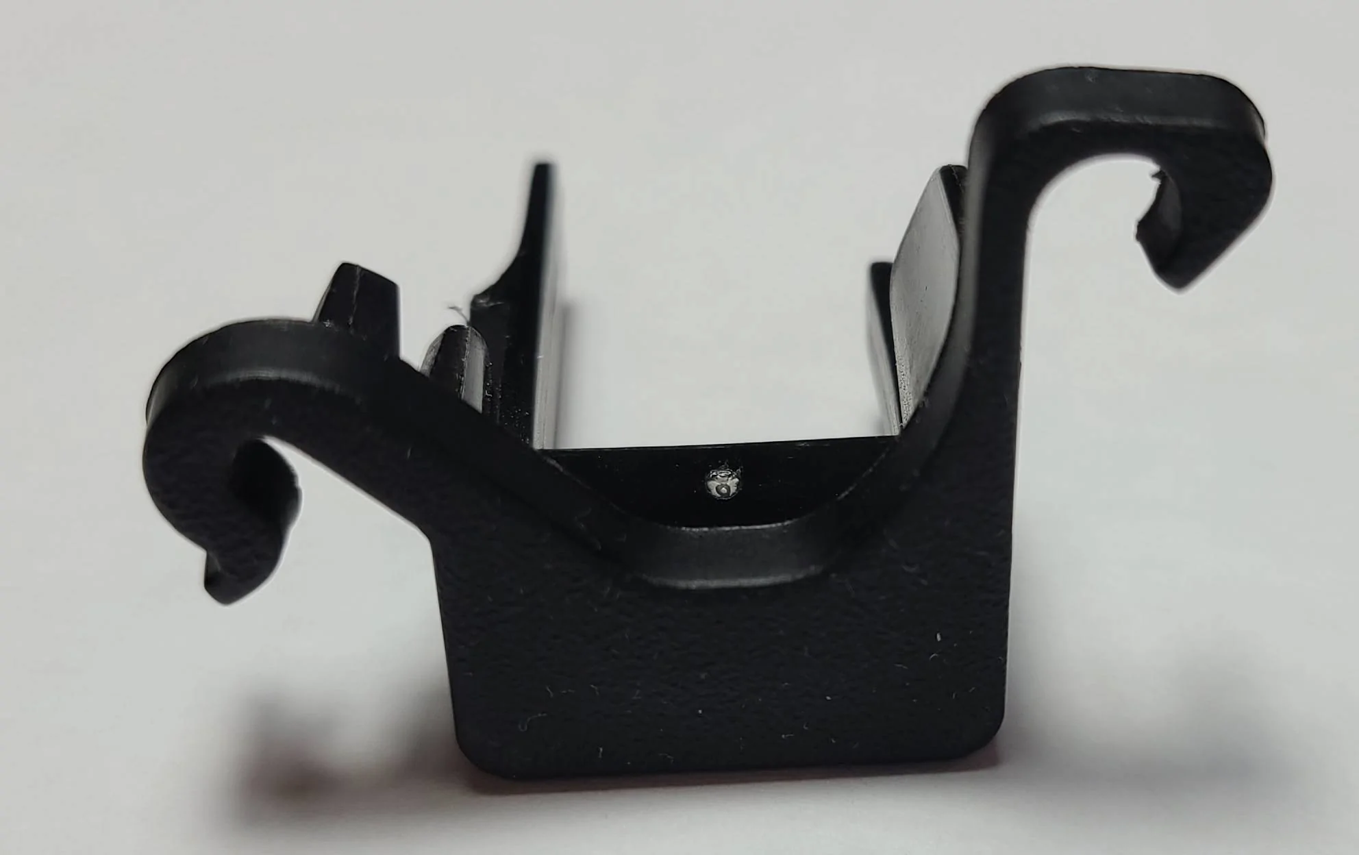 Jeep Wrangler JL Plastic Retainer Found Under Front Passenger Seat Untitled-3