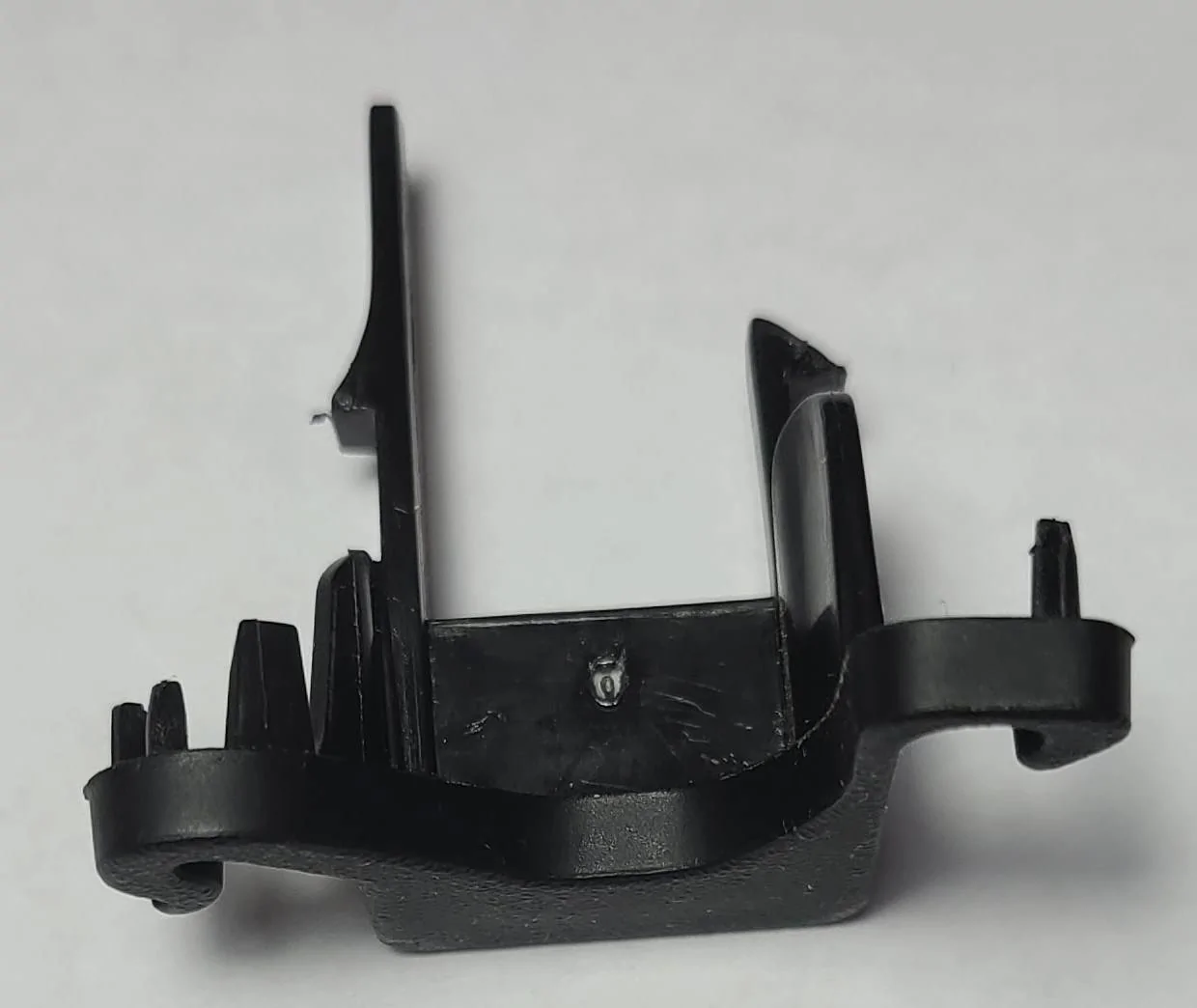 Jeep Wrangler JL Plastic Retainer Found Under Front Passenger Seat Untitled-7