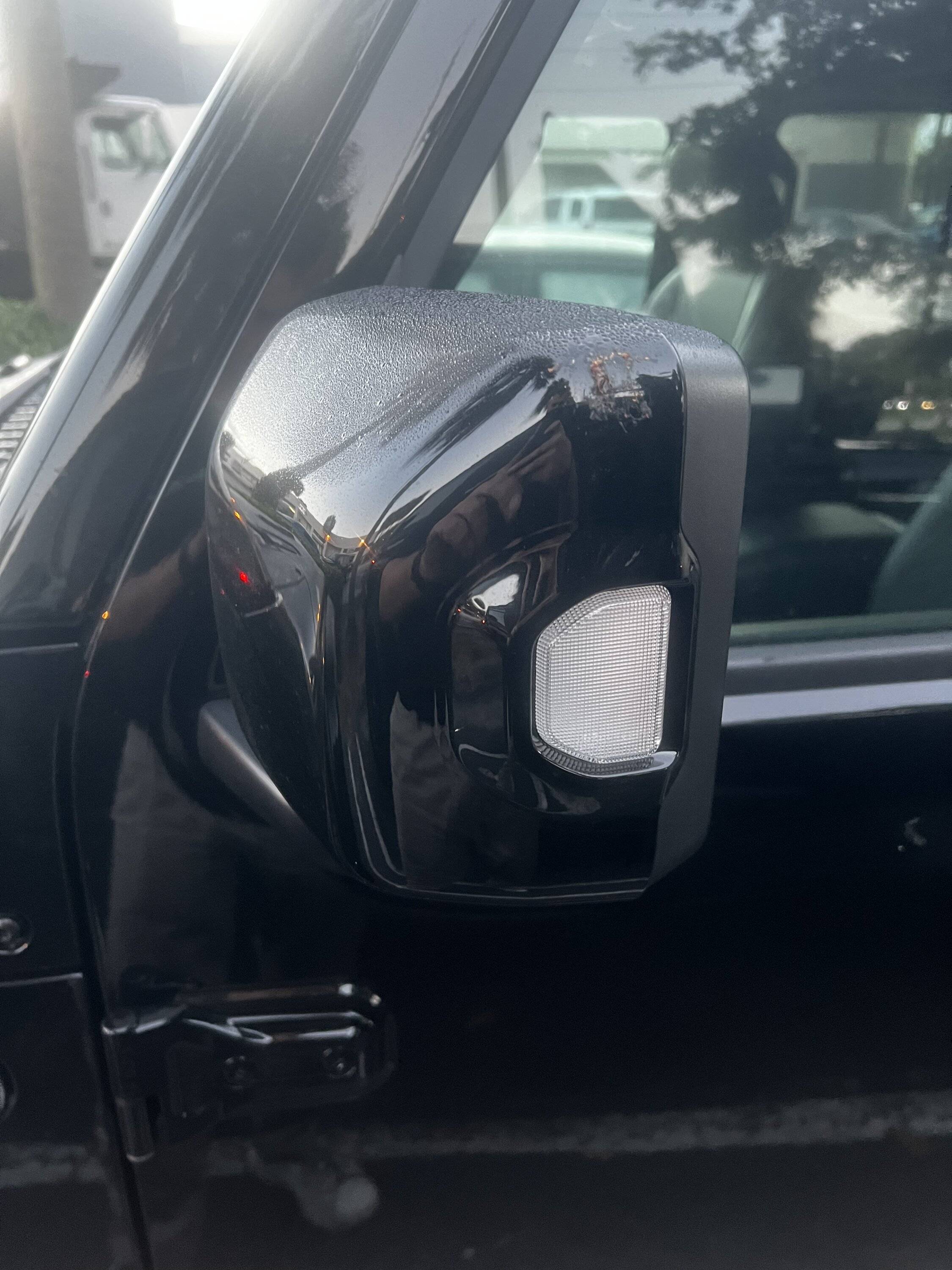 Jeep Wrangler JL Added Mirror Turn Signals EB6C1348-8625-4B32-9197-C84E444015B1