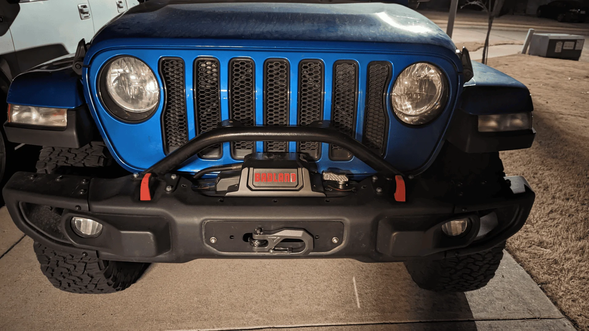 Jeep Wrangler JL Help me decide: decals on Badlands winch? PXL_20230109_022726438._ORANGE