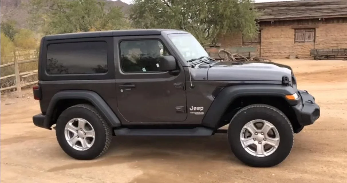 Jeep Wrangler JL Sport.. p_713zd4ko2