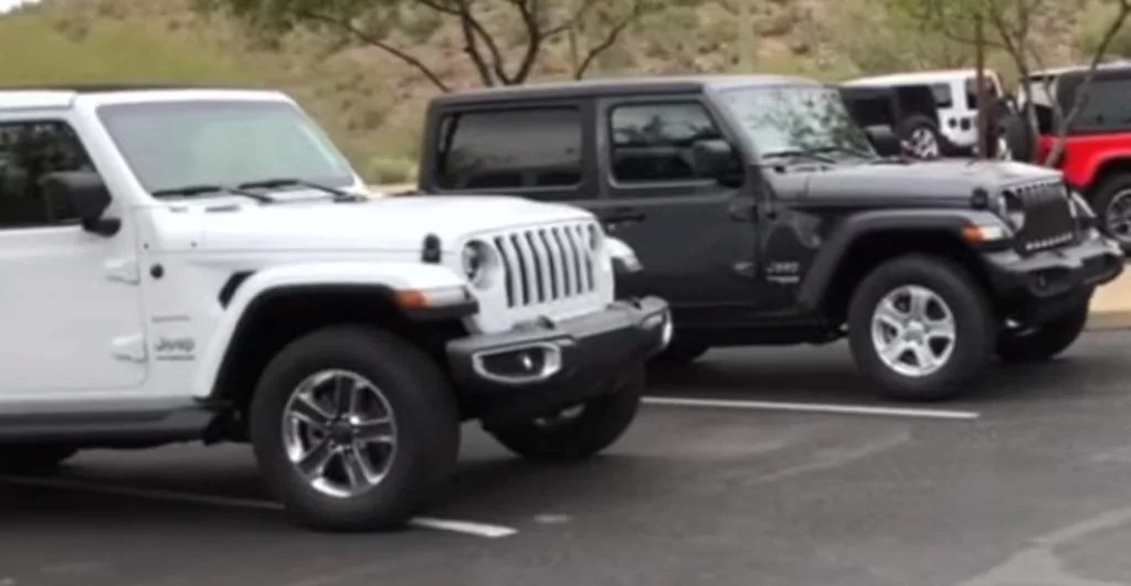 Jeep Wrangler JL Sport.. p_713ehxz41