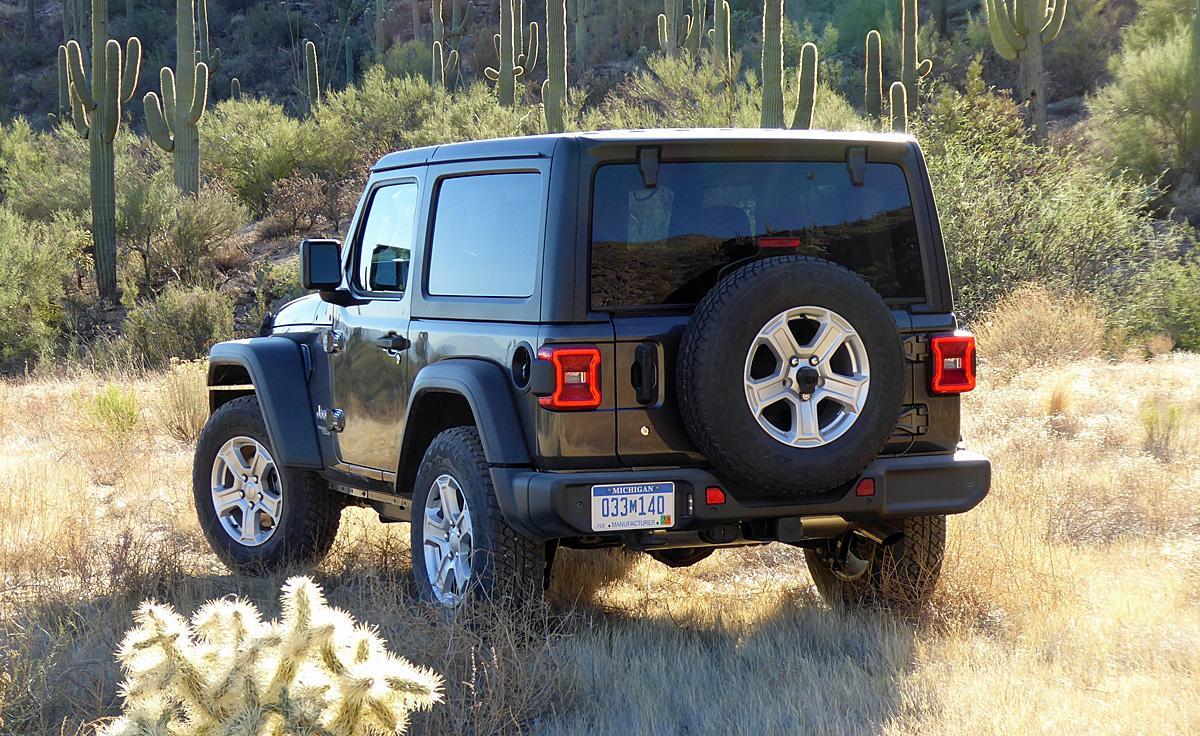 Jeep Wrangler JL Sport.. 2018-jeep-wrangler-jl-2-door-rear-quarter