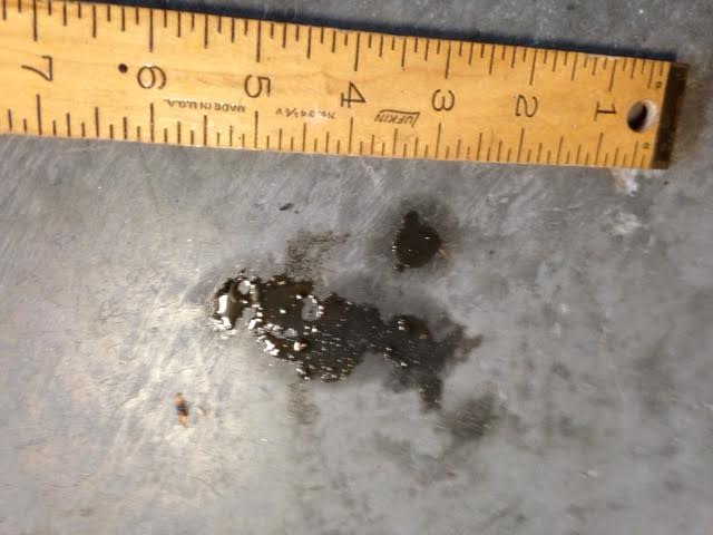 oil leak 1.jpg