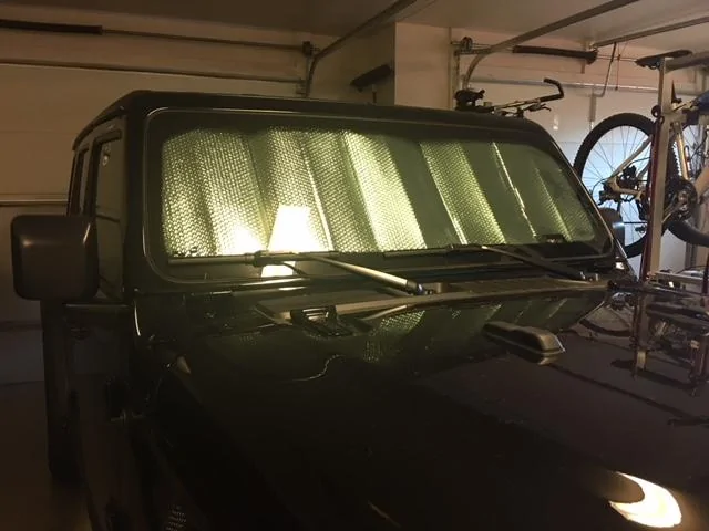 Jeep Wrangler JL JL Windshield Sunshade IMG_8744