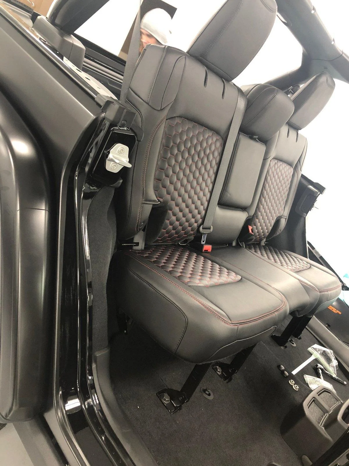 Jeep Wrangler JL Leather or Cloth Seats EC762309-44E4-42C7-A3B2-C007E611ED91