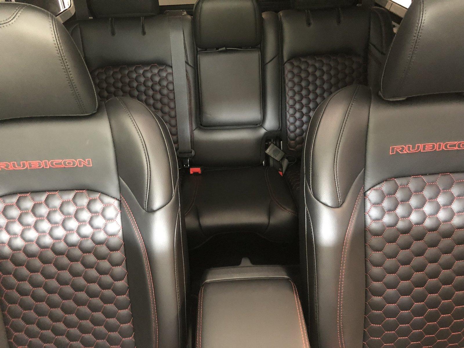 Jeep Wrangler JL Leather or Cloth Seats E4D1CBA2-3A05-4D90-999F-E5D178C7FDAE