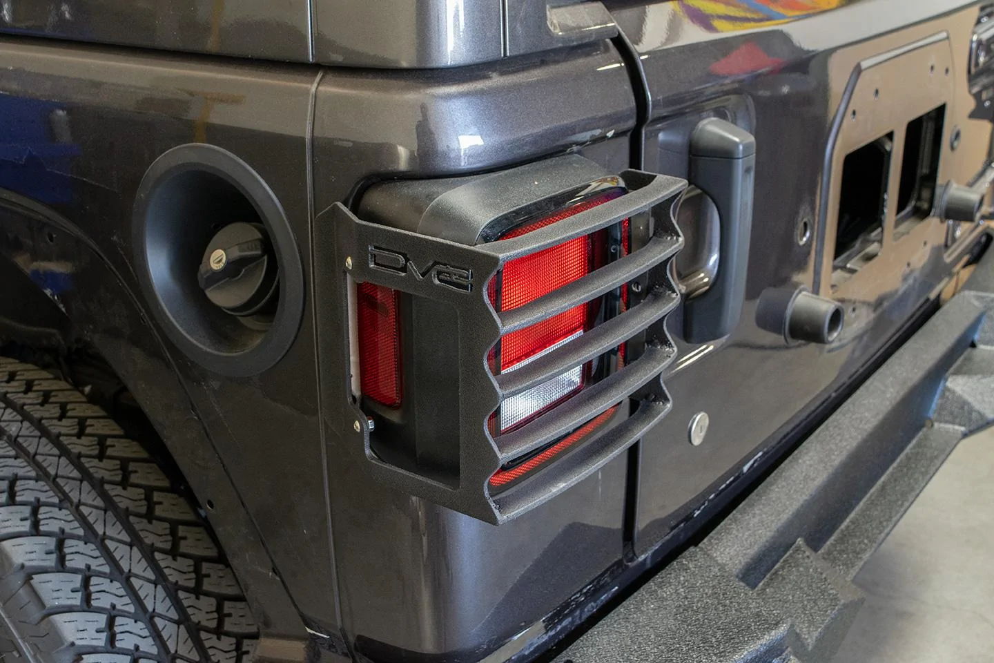 Jeep Wrangler JL JL Tail light protection guards? DSC_0144_small
