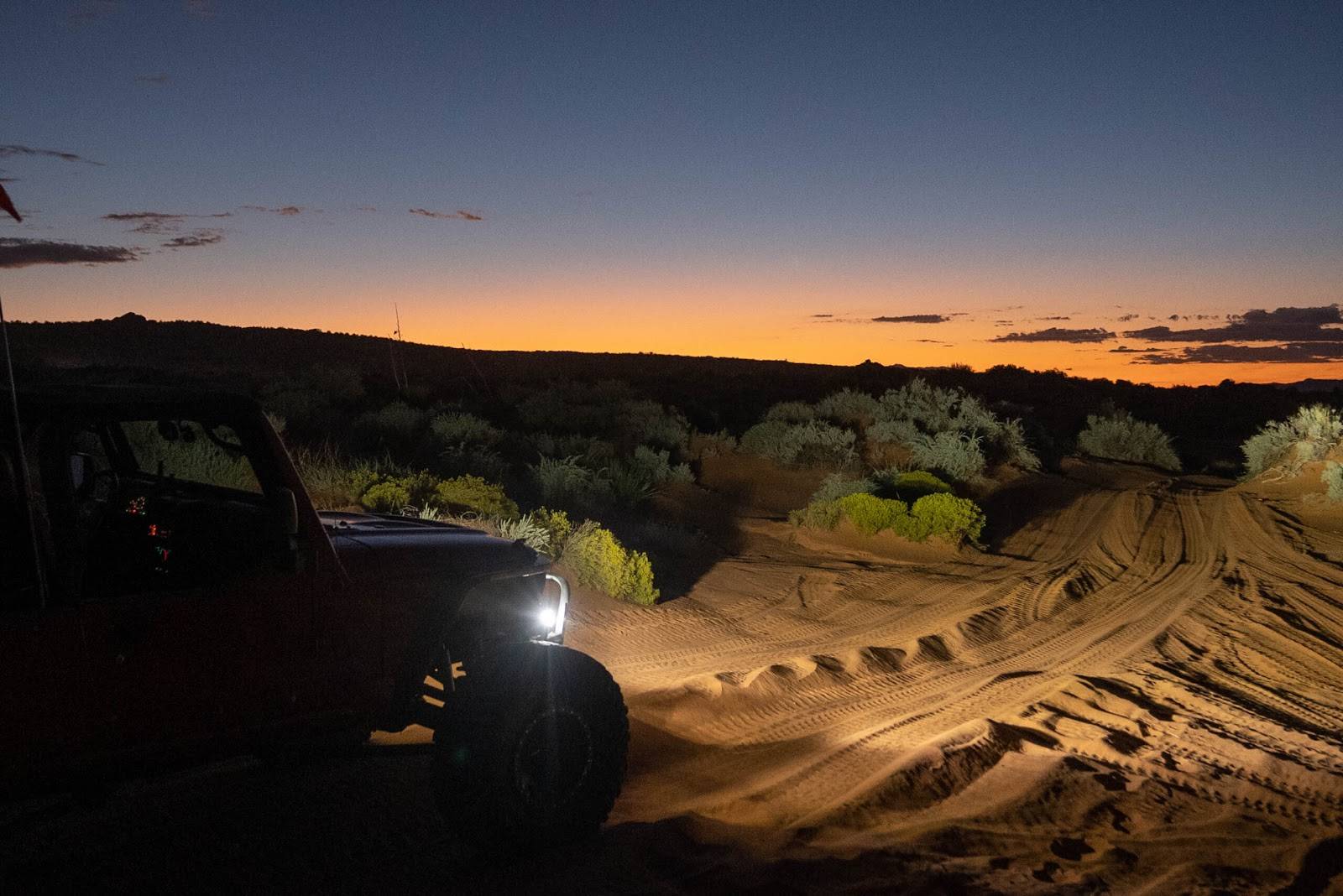 Jeep Wrangler JL Clear vs Amber 6JGWXHAyciI0T2euA-cYoFsWs0-DfiwCvxzzOEs3CudwUTPDsR