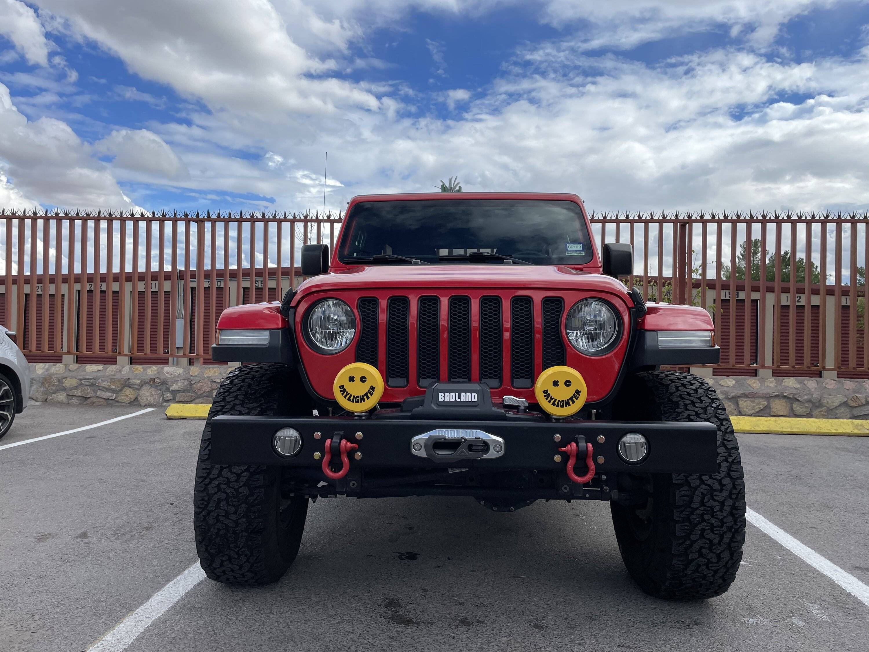 Jeep Wrangler JL Artist Needed 54463082-1690-4136-9DF2-5152815252AD