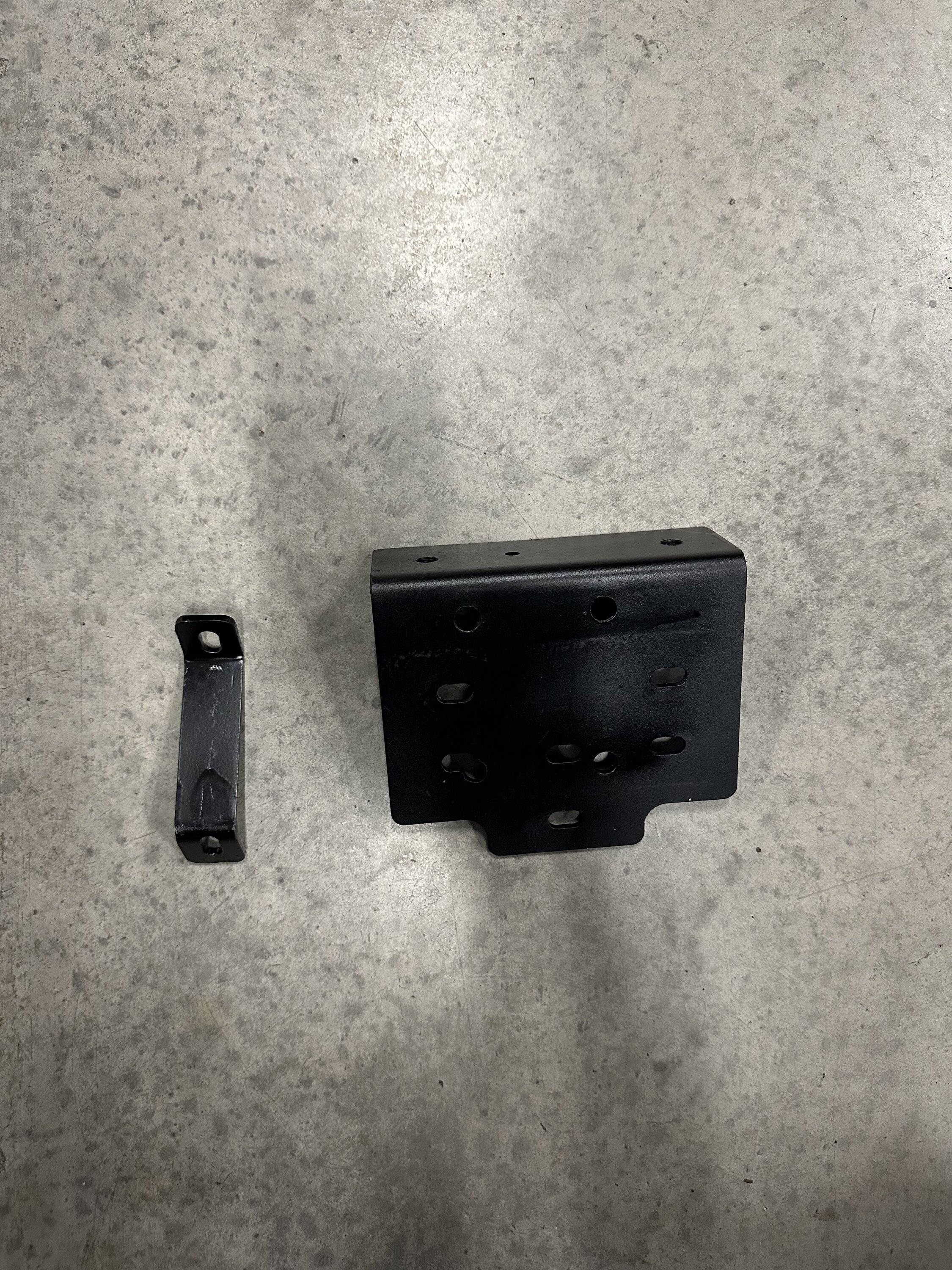Jeep Wrangler JL ARB Single mounted under the hood 30DA12E2-E5C0-4019-8C1F-E325D96E0ECC