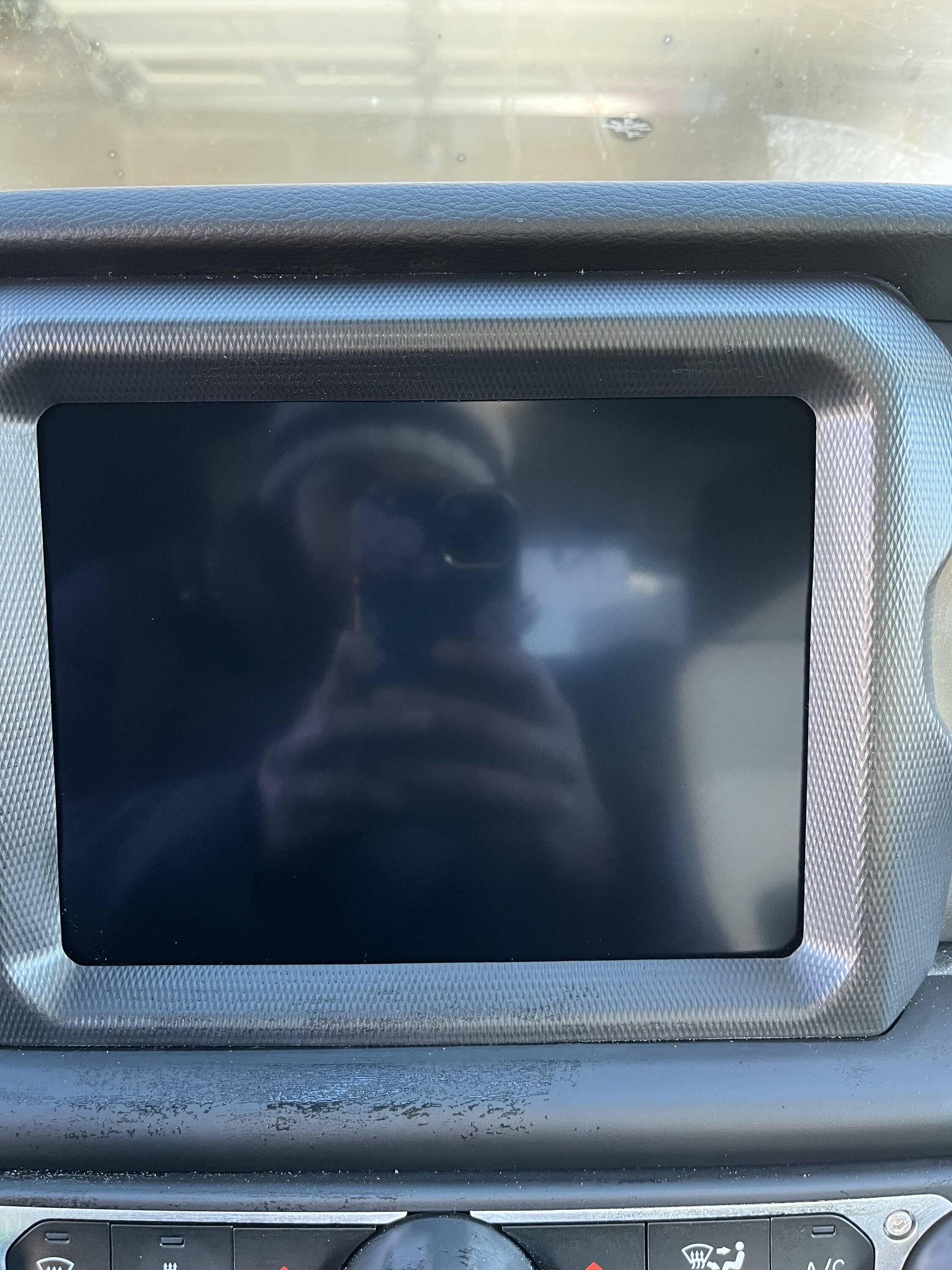 Jeep Wrangler JL Screen Issue? -- circular marks on their screen edges? C4FC5809-CD51-49BE-B551-1F9FC0BE1474