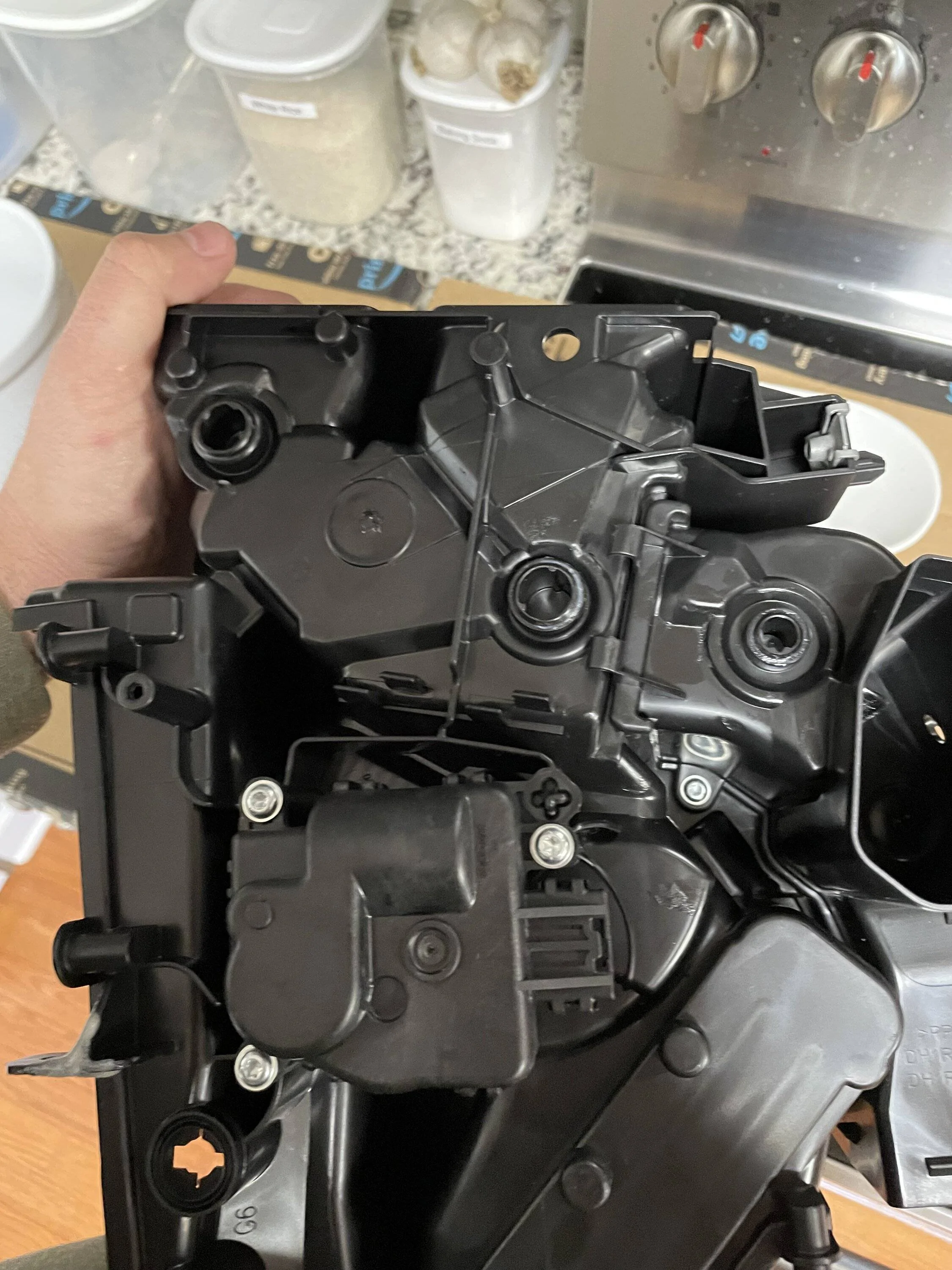 Jeep Wrangler JL Adding Sun Sensor and In-Cabin Sensor for Auto A/C IMG_3067